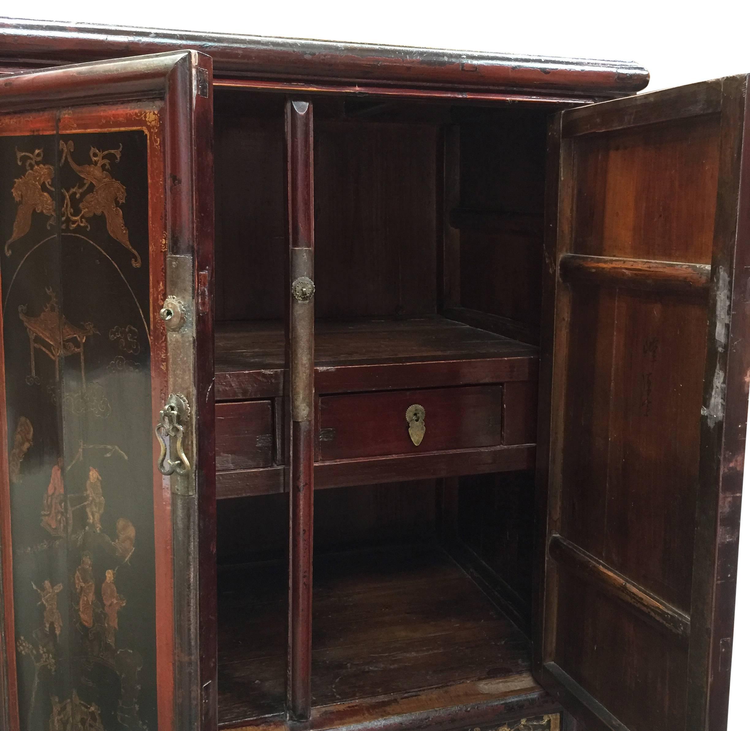 Lacquered Early 20th Century Chinese Cabinet For Sale