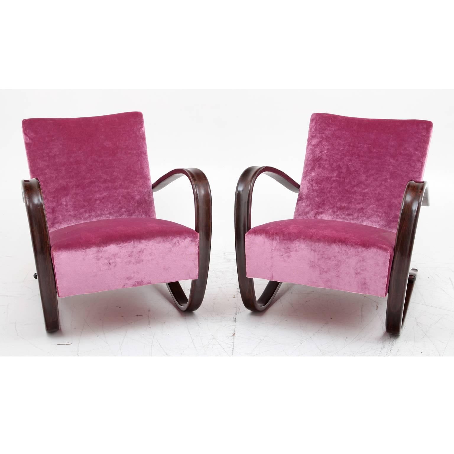 Pair of Halaballa Lounge Chairs, Czechoslovakia, circa 1930 In Excellent Condition In Greding, DE