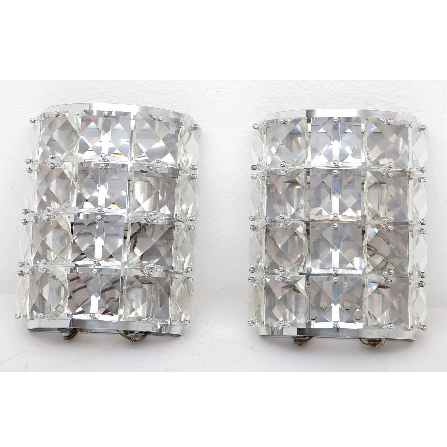 Modern Pair of Wall Lamps, 1970s-1980s