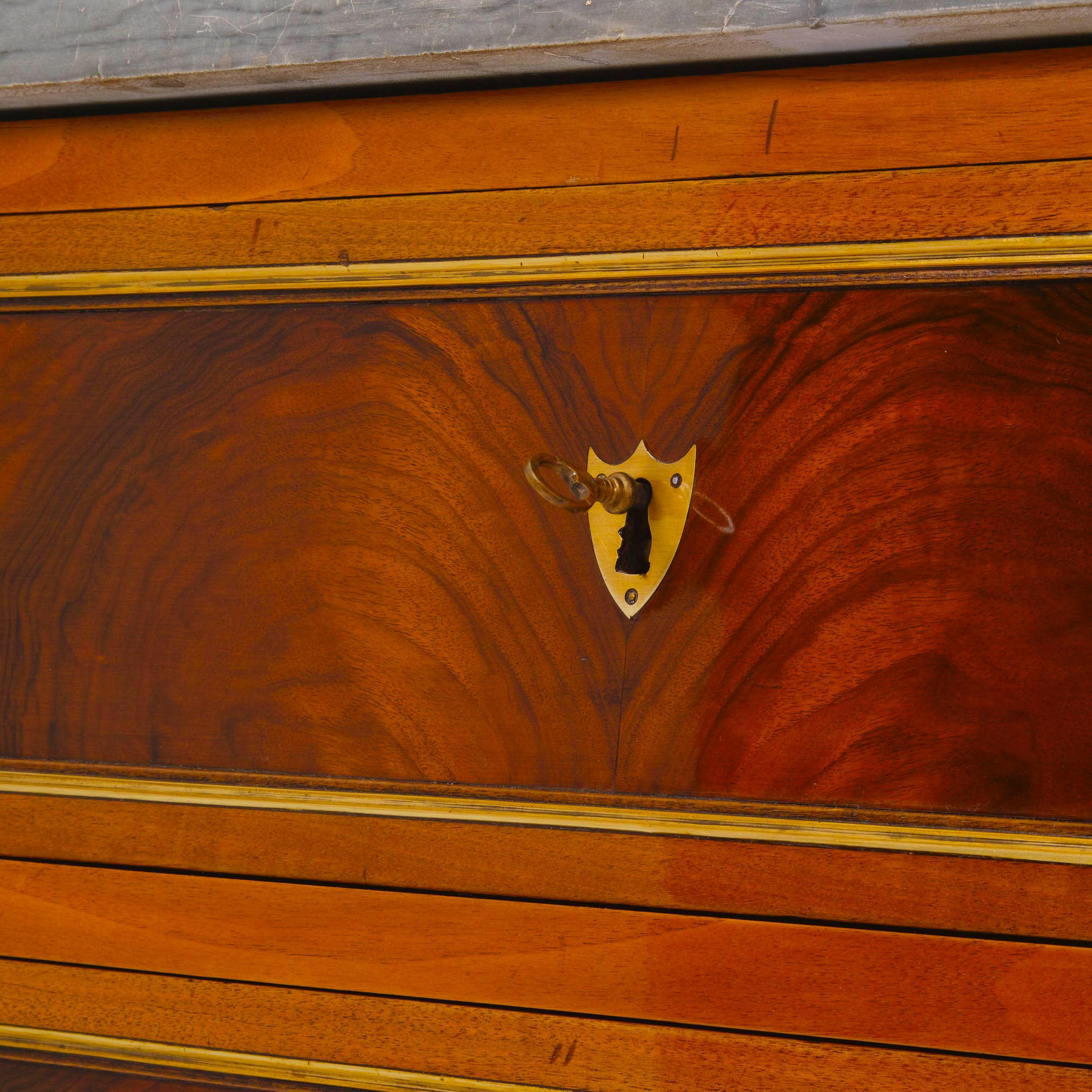 Late 18th Century Directoire Chest of Drawers, France, 1790s