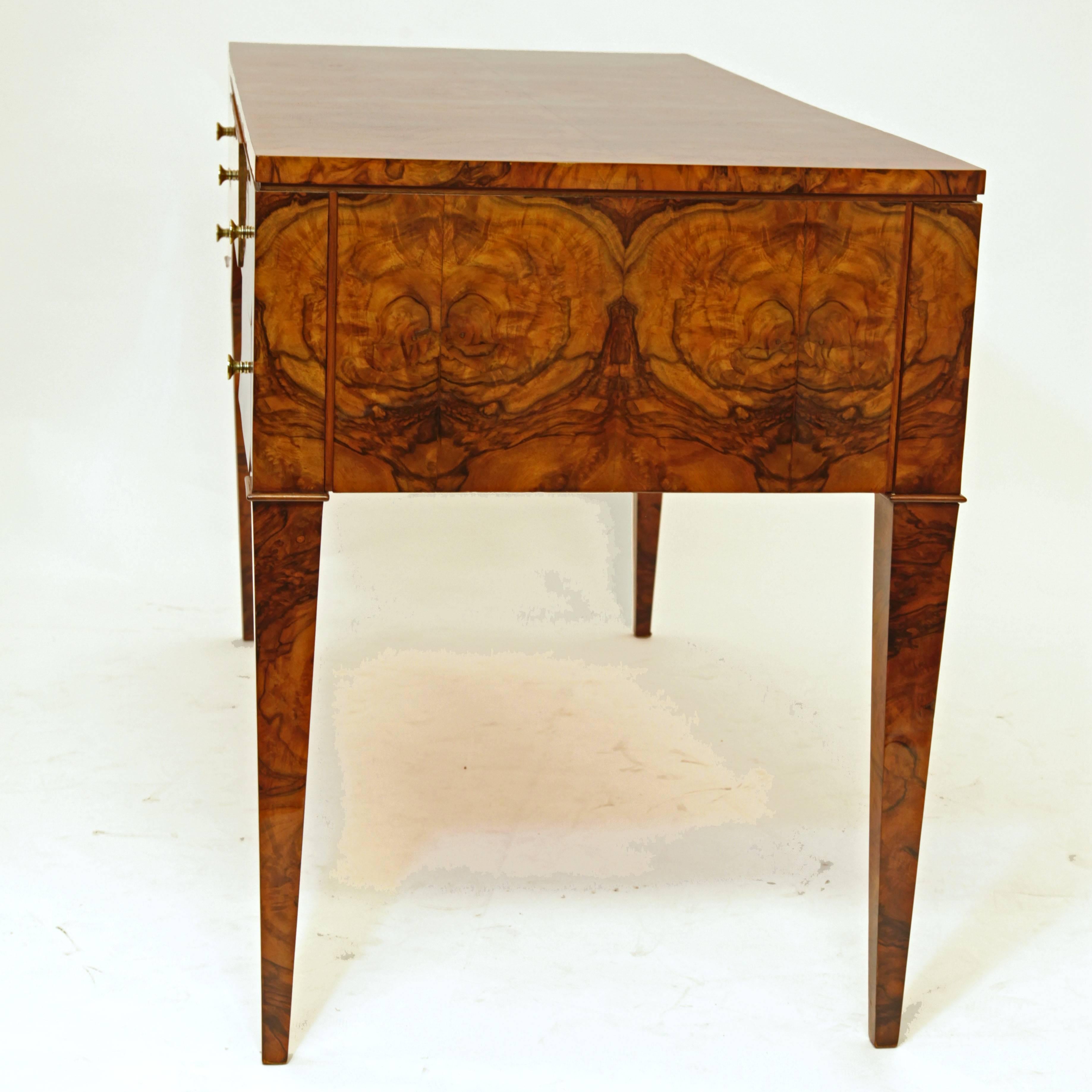 Art Deco Lady's Desk Probably by Gino Levi-Montalcini, Italy, 1940s In Excellent Condition In Greding, DE