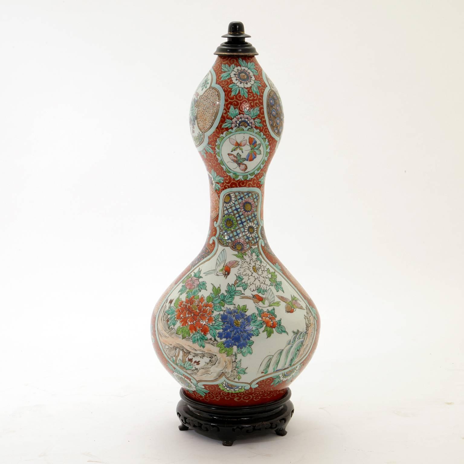 Japanese Gourd Bottle, 19th Century In Excellent Condition In Greding, DE
