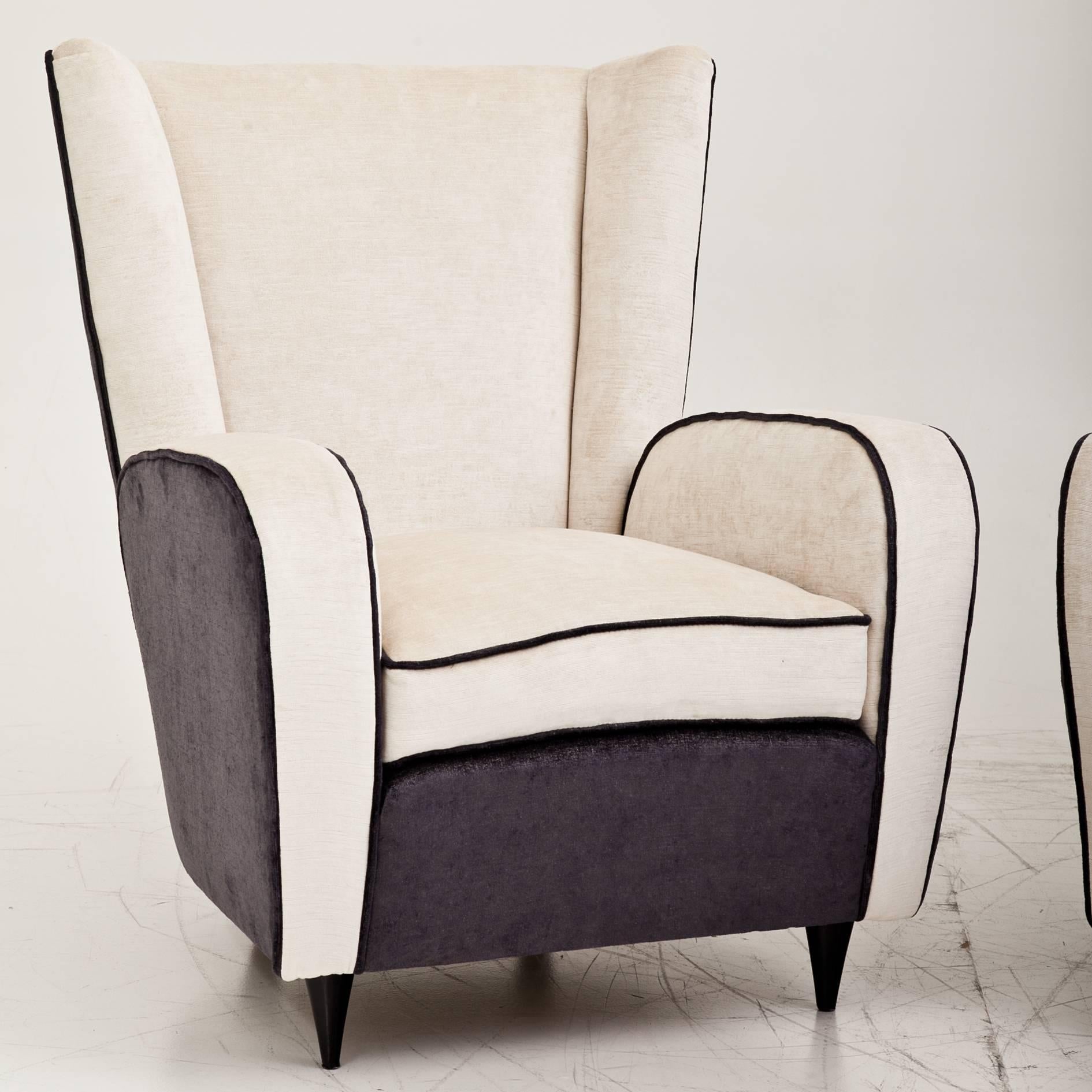 Fabric Attributed to Paolo Buffa Wing Armchairs, Italy circa 1952