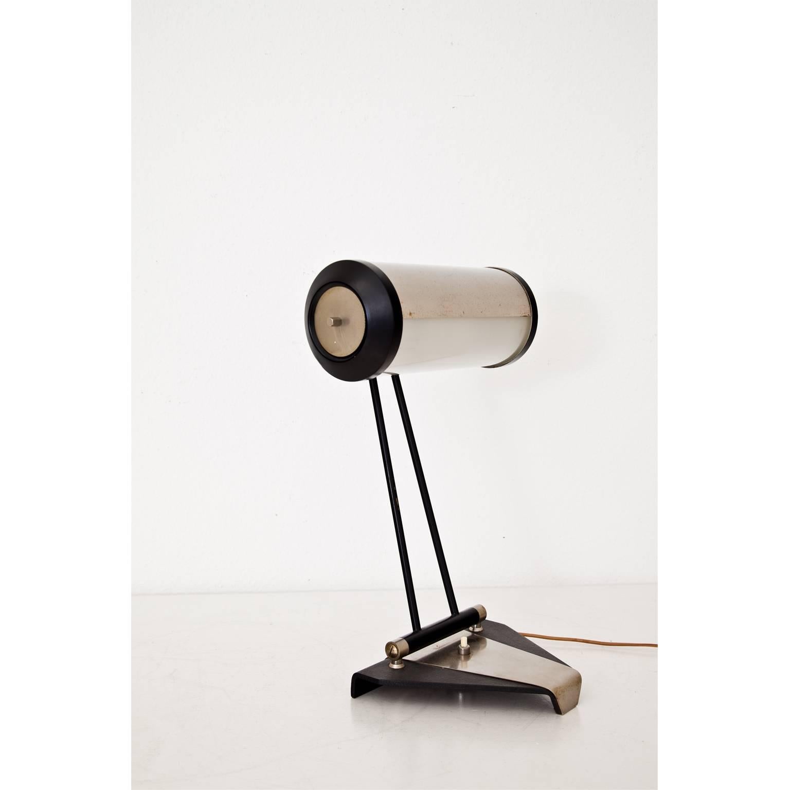 Stilnovo Table Lamp Model 8051, Italy, 1960s In Good Condition In Greding, DE