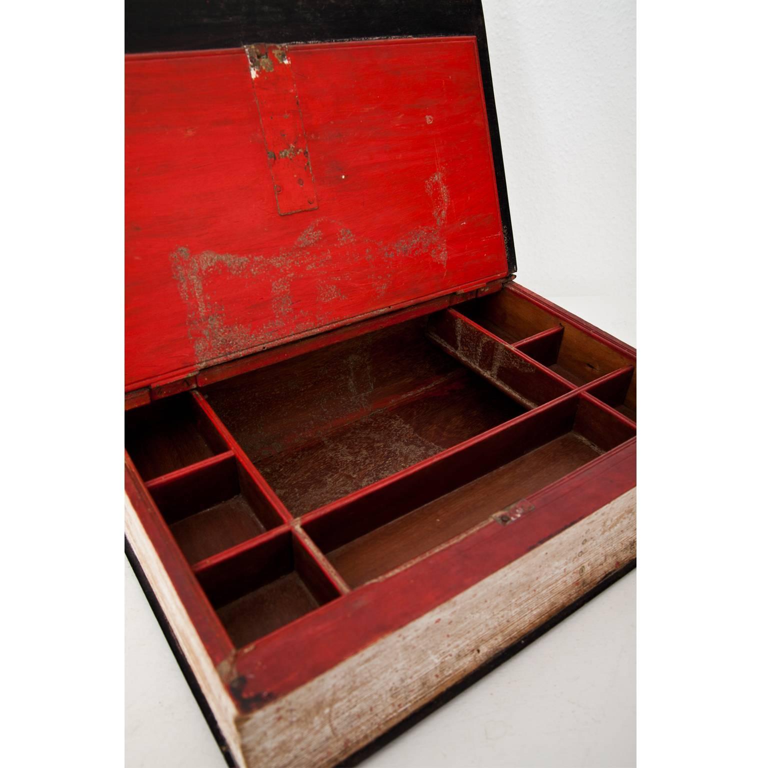 Book-Shaped Jewelry Case, Prob. France, 19th Century In Good Condition In Greding, DE