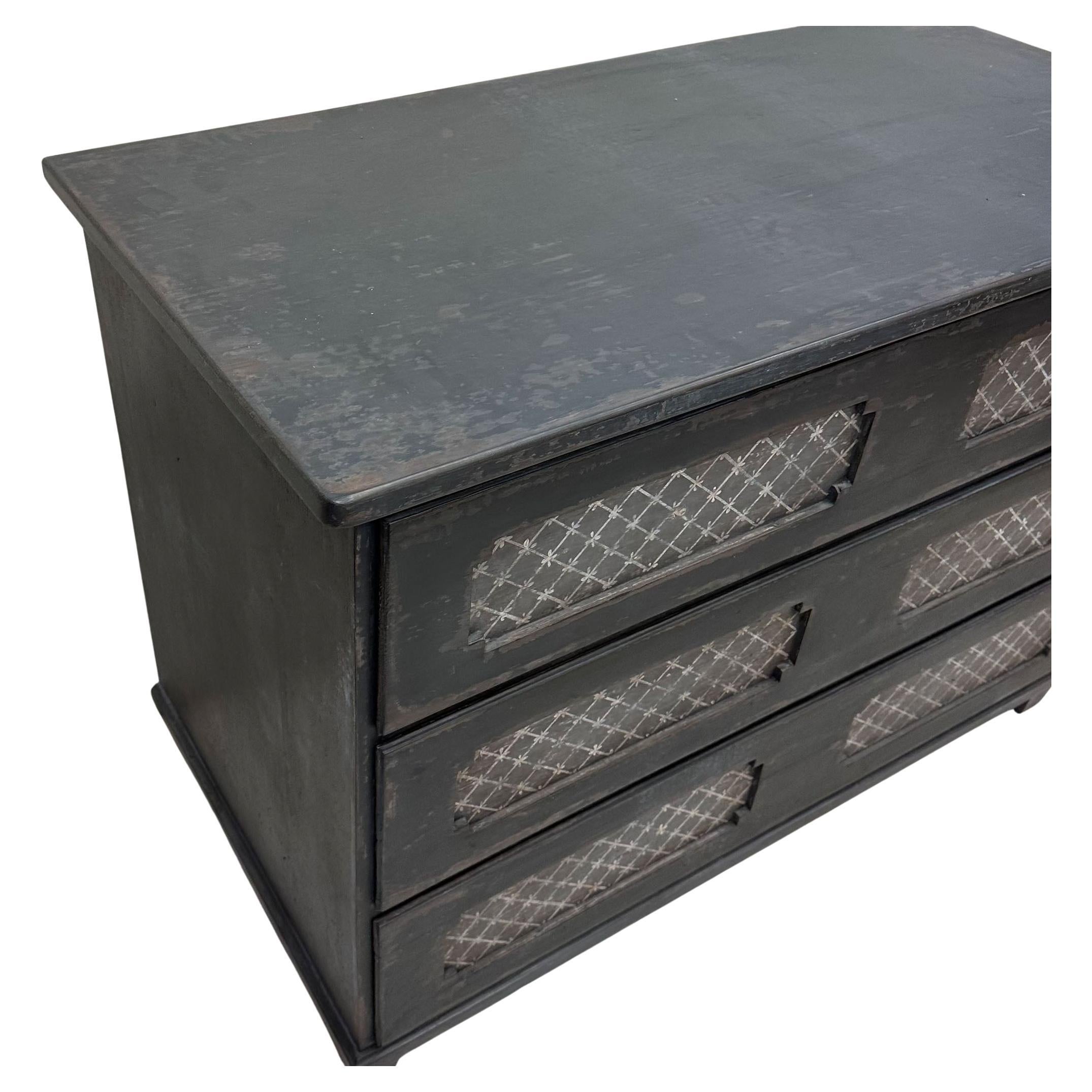 Gustavian Dark grey Chest of Drawers, hand-painted, 18th Century For Sale