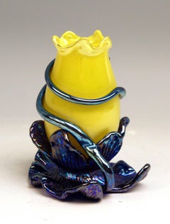 Vase Loetz Widow Art Nouveau Tango Vase Tulip Yellow Blue Iridescent, circa 1900