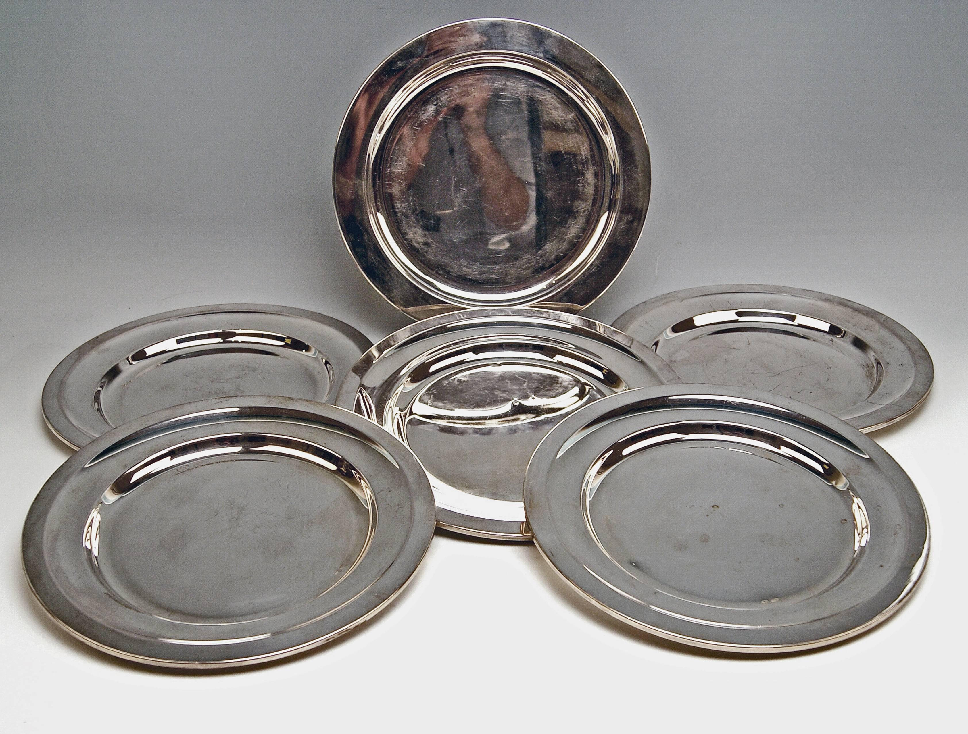 Set of six elegant charger plates having smooth surface

Measure: Diameter: 9.84 & 10.03 inches (= 25.0 & 25.5 cm) 
Height: 0.39 inch (= 1.0 cm) 

manufactured circa 1970-1980 
 

Hallmarked:
One plate
-- inscription 925 and
-- a LION as well as