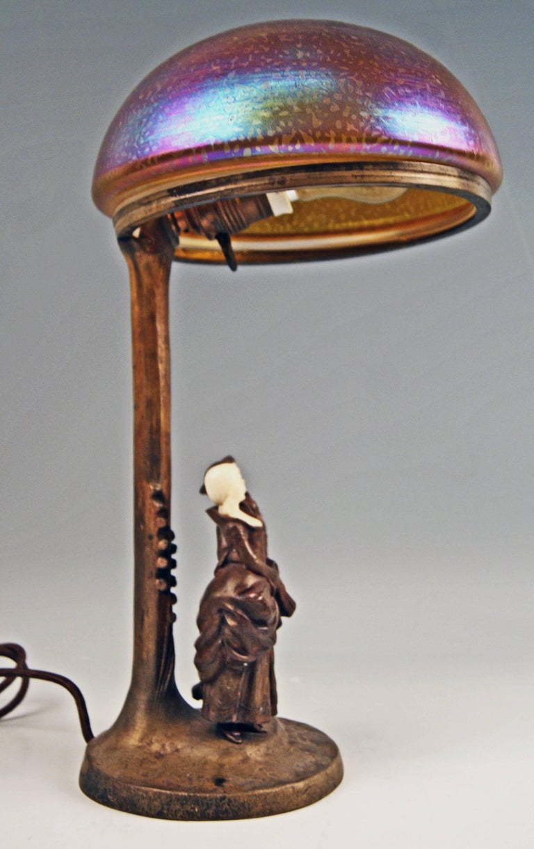 Patinated Vienna Bronze Table Lamp Sculptured Figurines Couple Peter Tereszczuk
