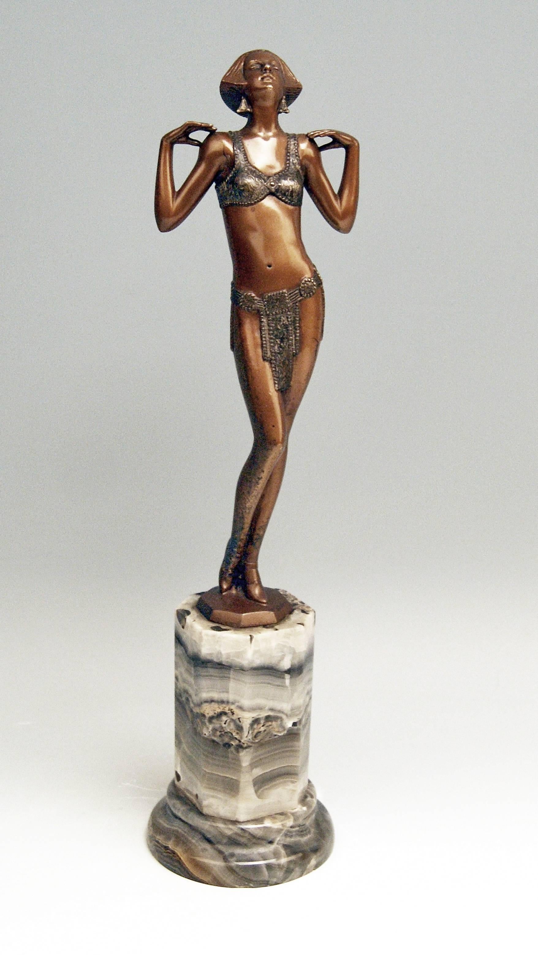 Vienna Bronze Finest Art Deco Rare Lady Nude, 
depicting the famous Bohemian female opera singer Maria Jeritza (1887 - 1982)  in her role in  'The Egyptian Helen' (= an opera in two acts composed by Richard Strauss):  Mentioned opera was first