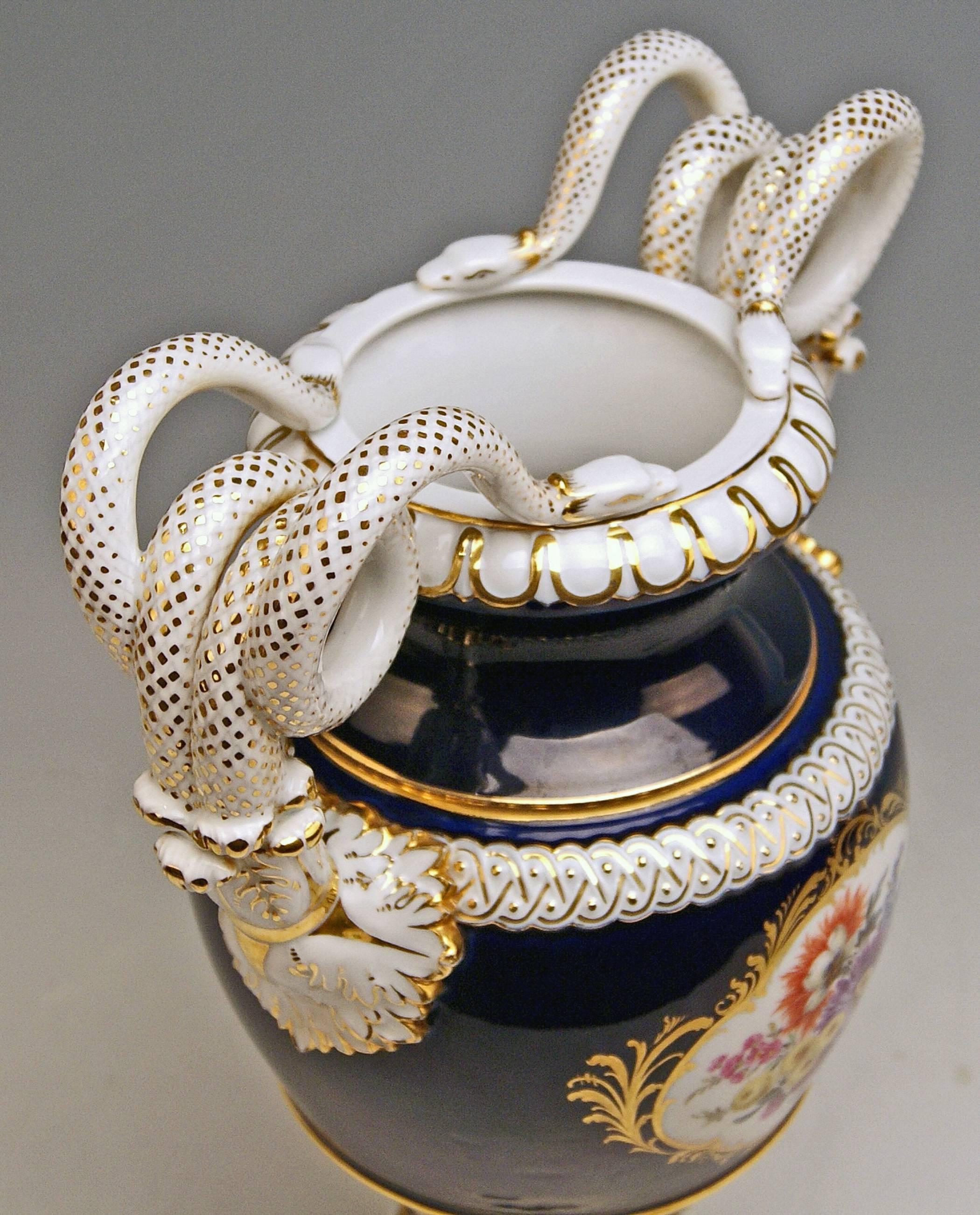 German Meissen Snake Handles Vase Painted Designed by Leuteritz, circa 1924-1934 For Sale