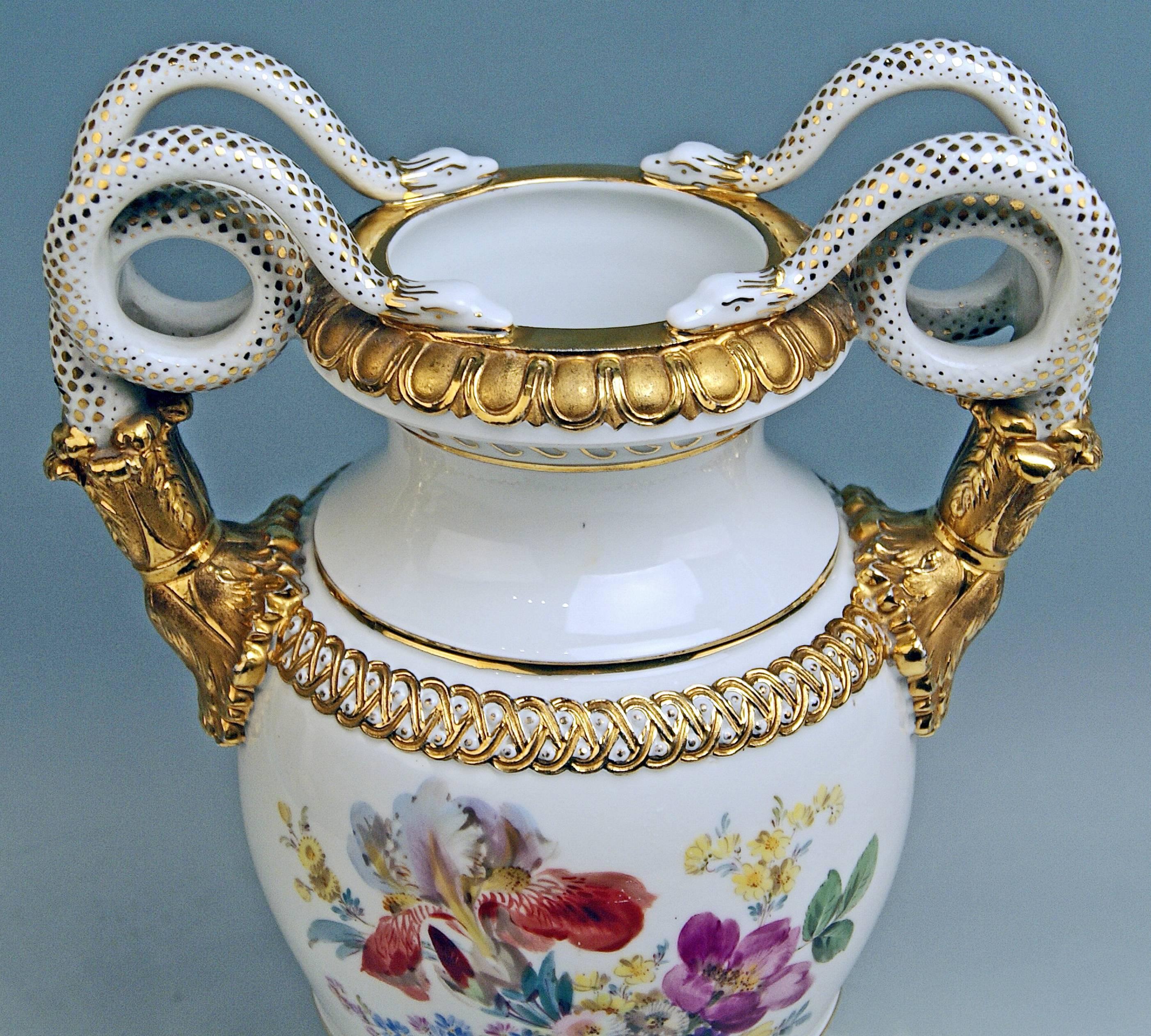 Meissen Snake Handles Vase Painted by Leuteritz, circa 1870 In Excellent Condition In Vienna, AT