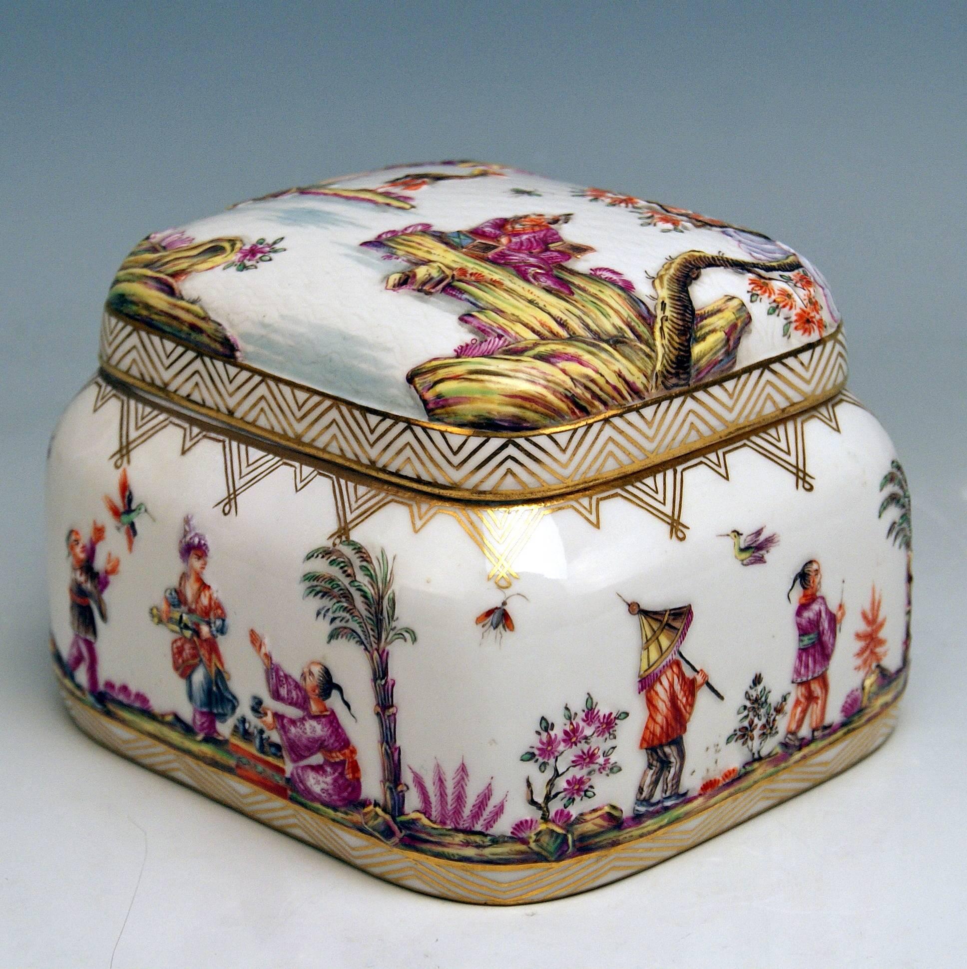 Rococo Meissen Painted Lidded Box Relief Decoration Chinoiseries Made circa 1850