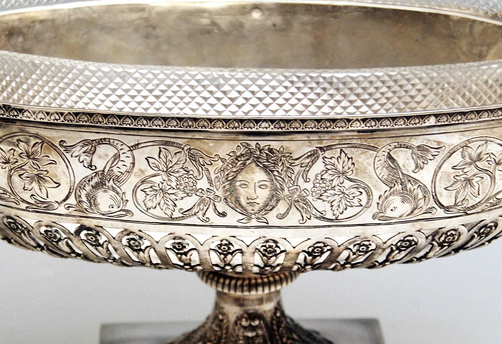 Silver 800 Flower Bowl Centerpiece Mermaids Germany Hanau Georg Roth, circa 1900 In Excellent Condition In Vienna, AT