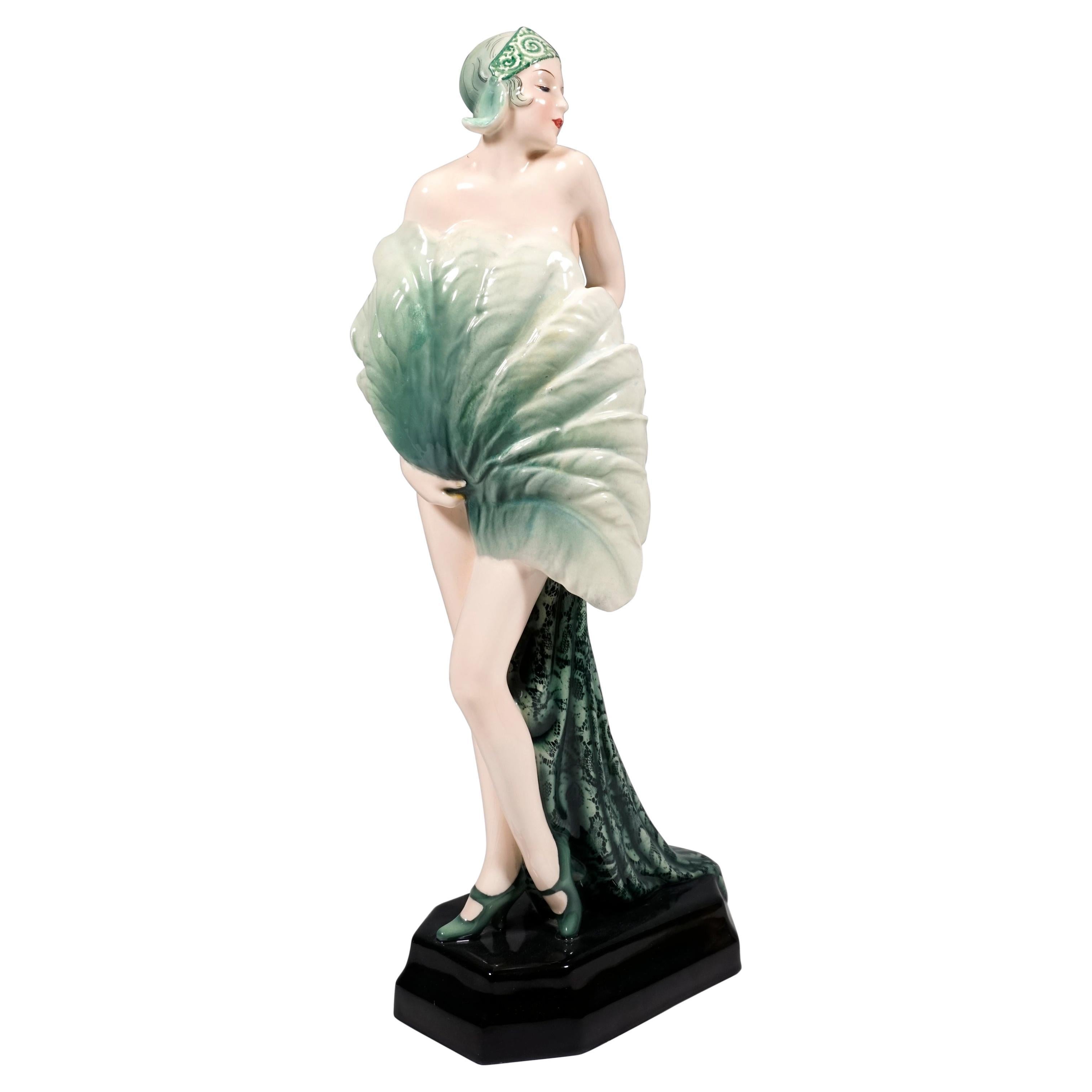 Grande figurine Goldscheider Vienna Art Déco 'Fan Lady' par Stephan Dakon circa 1930