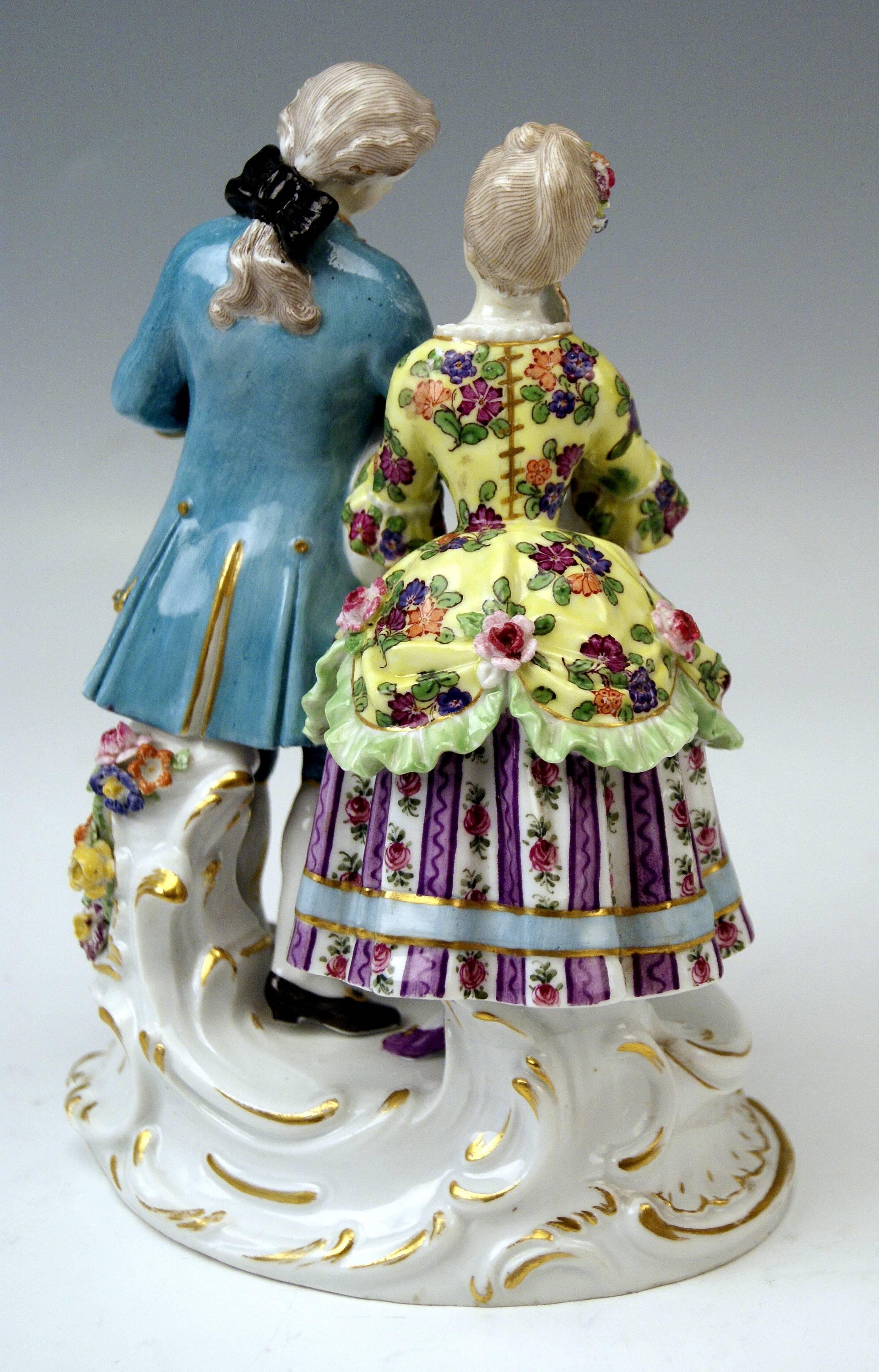Meissen Gallant Pair of Figurines by August Ringler Made circa 1920 In Excellent Condition In Vienna, AT