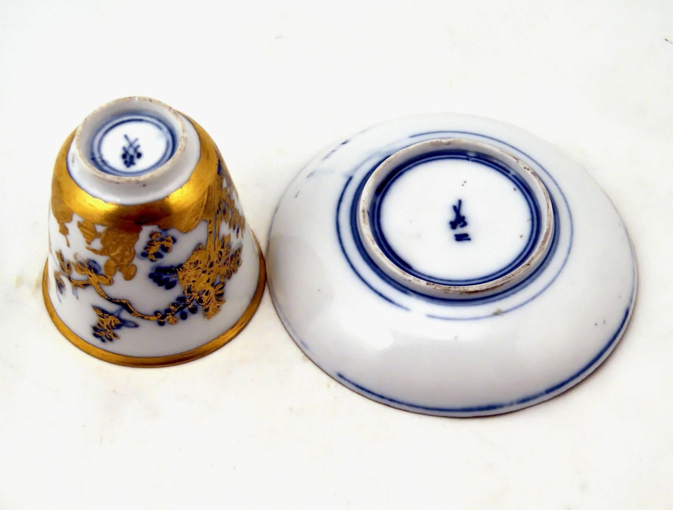 German MEISSEN GOLDEN PAINTED CUP WITH SAUCER KOEPPCHEN BAROQUE PERIOD c. 1730