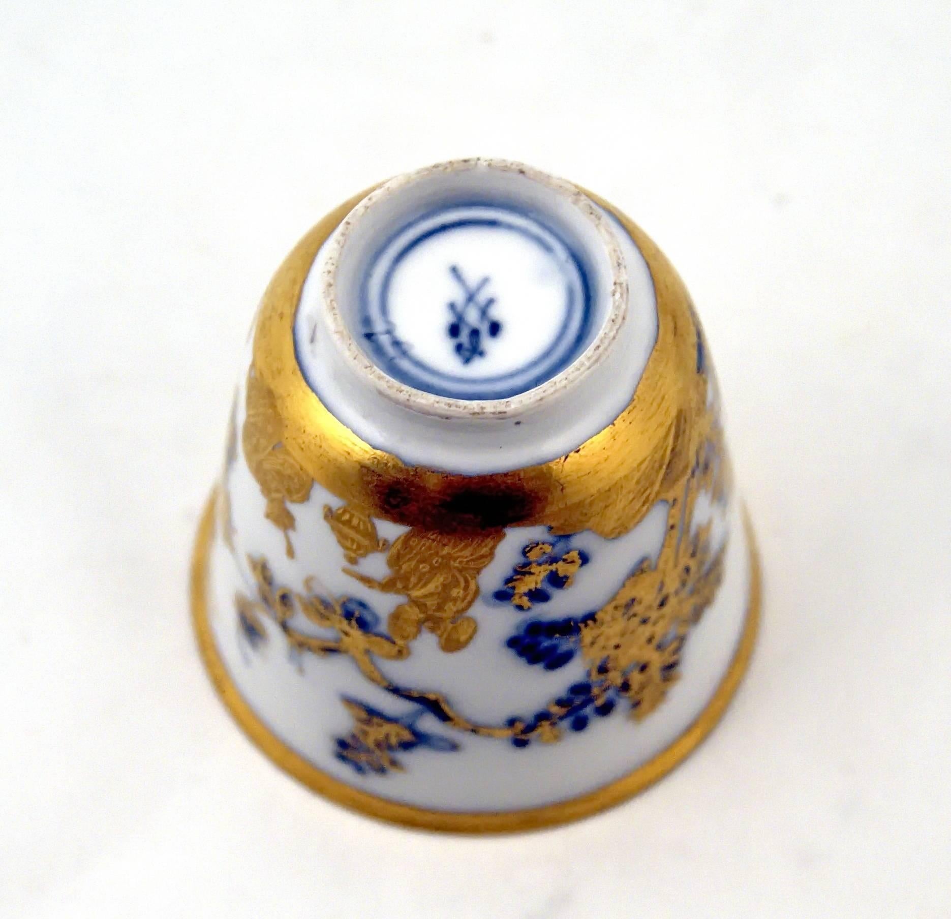 Glazed MEISSEN GOLDEN PAINTED CUP WITH SAUCER KOEPPCHEN BAROQUE PERIOD c. 1730