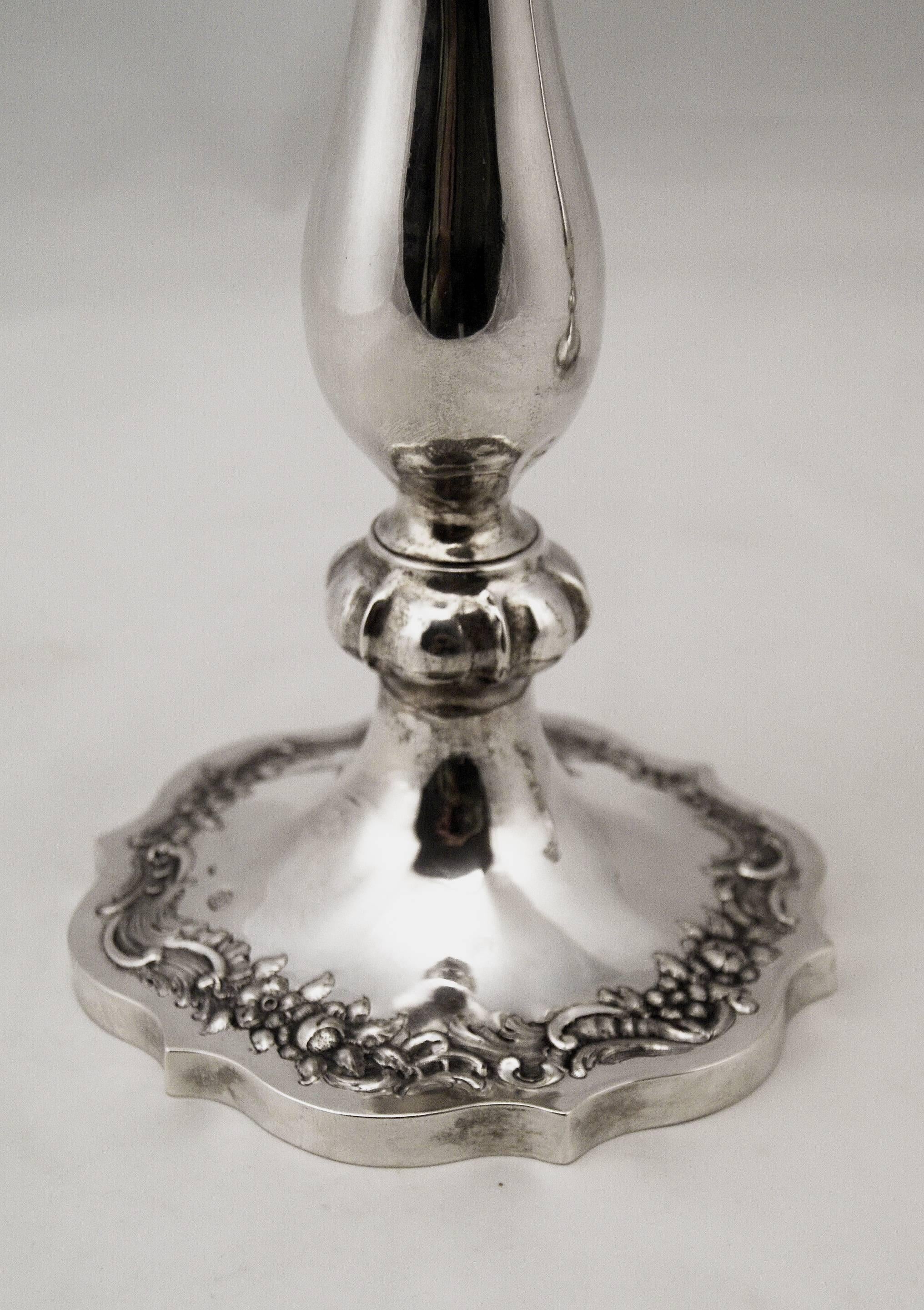 Silber 13 Stück österreichisches schönes Biedermeier-Kerzenständer, Wien, hergestellt 1846 (Mittleres 19. Jahrhundert) im Angebot