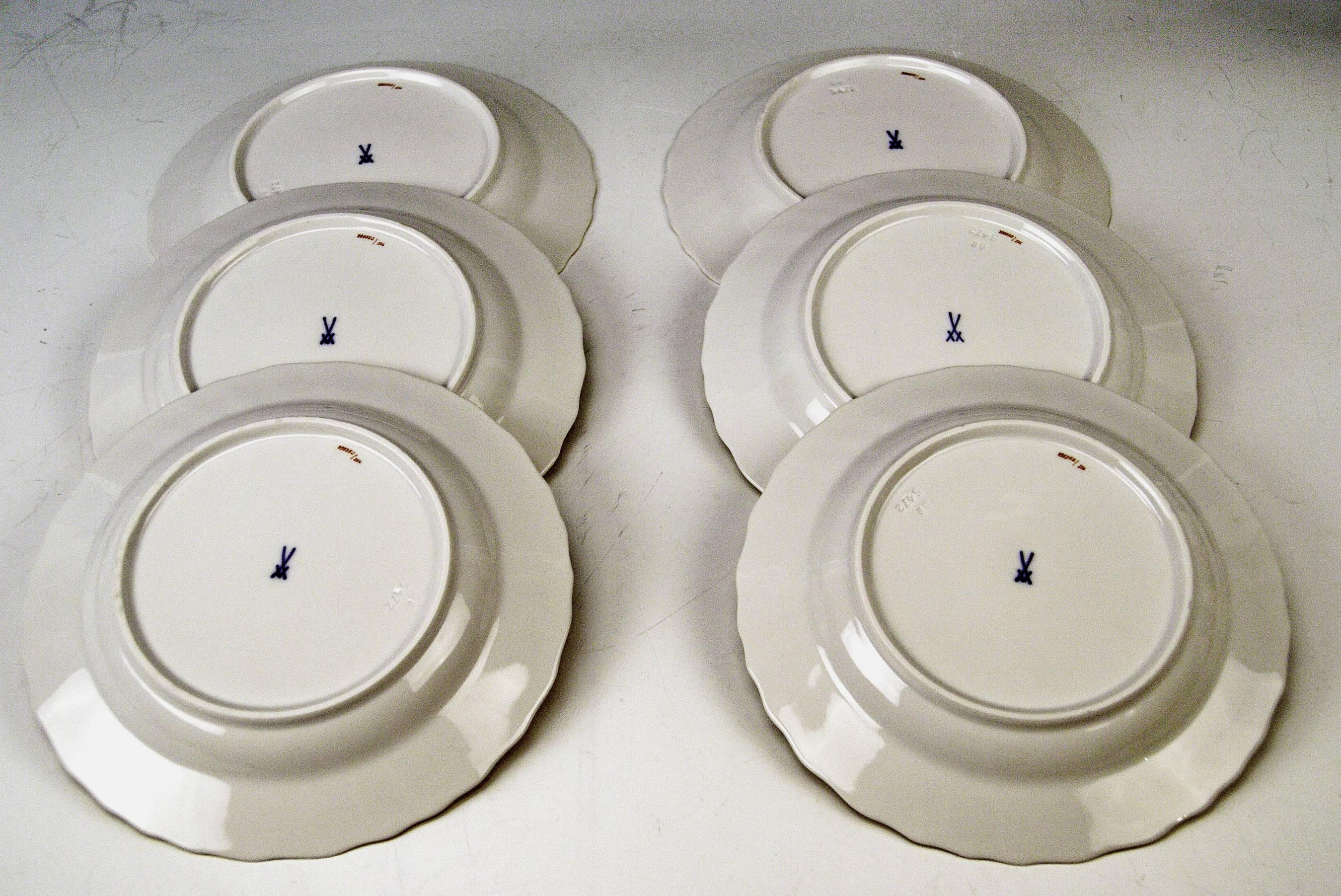 German Meissen Dessert Plates Set for Six Persons Swan Decor by Kaendler, 20th Century