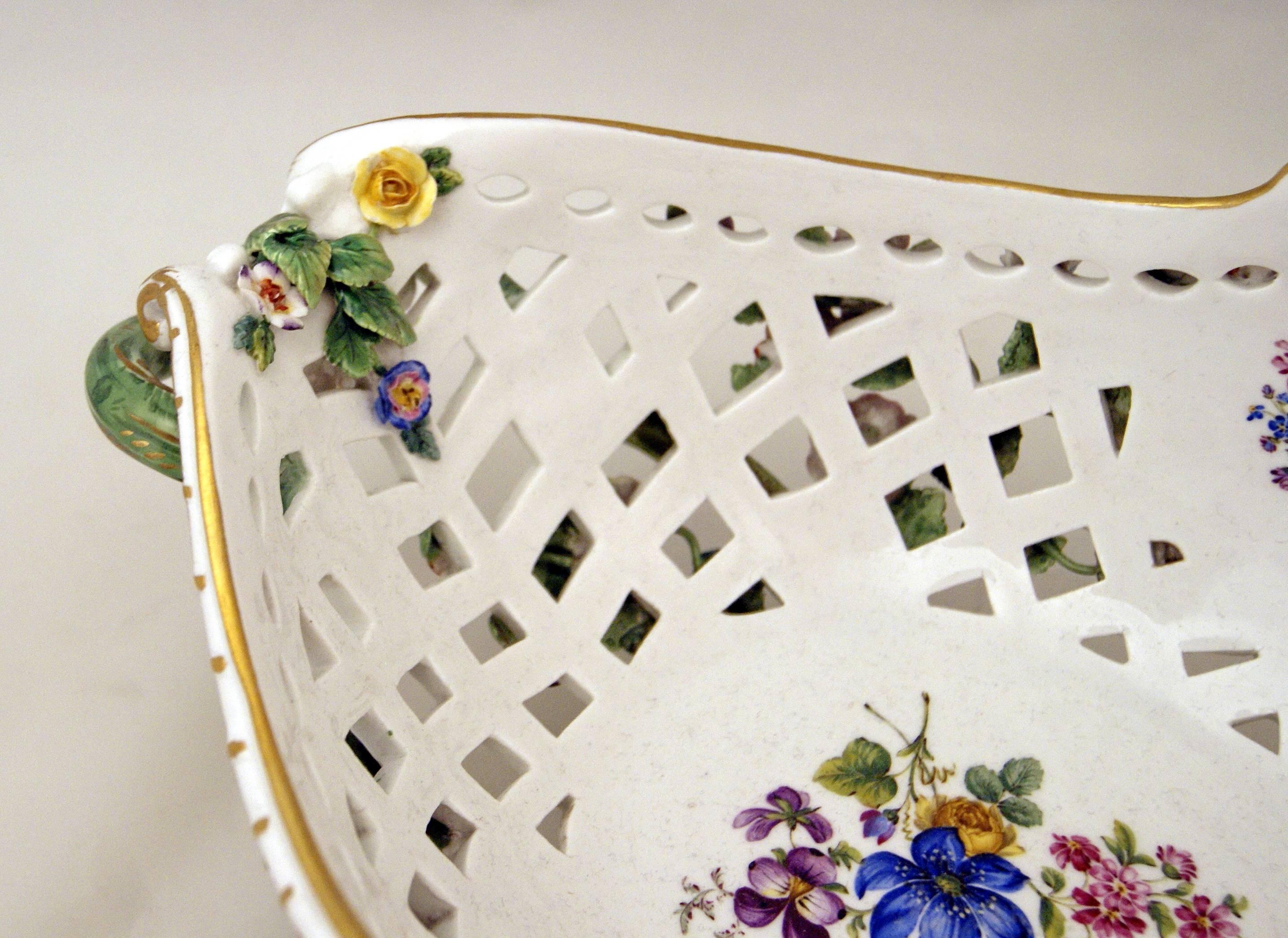 Painted Meissen Large Oval Reticulated Basket Bowl with Flowers, circa 1850-1860