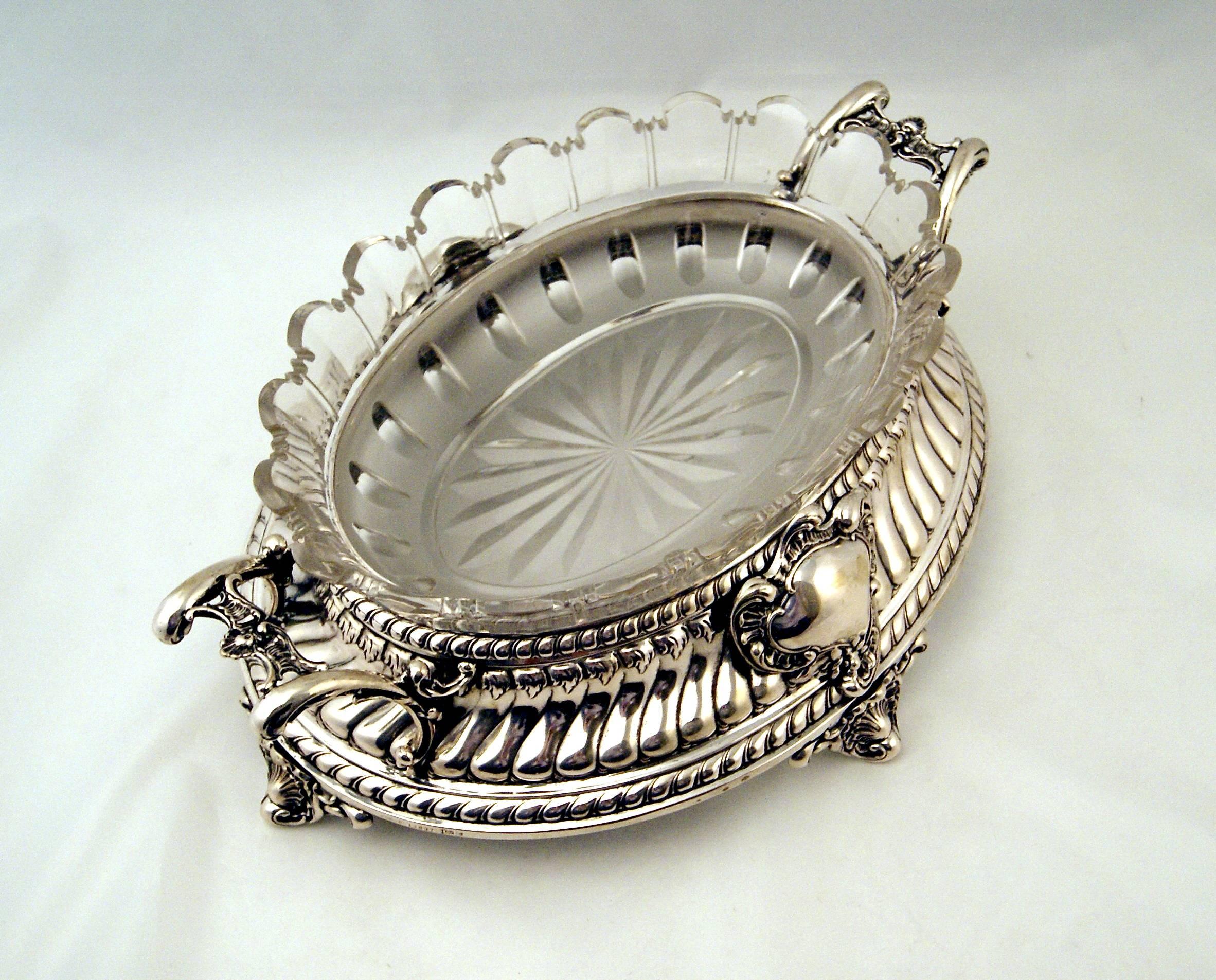Art Nouveau Silver Jardiniere With Orig. Glass Insert, Koch & Bergfeld, Germany In Excellent Condition In Vienna, AT