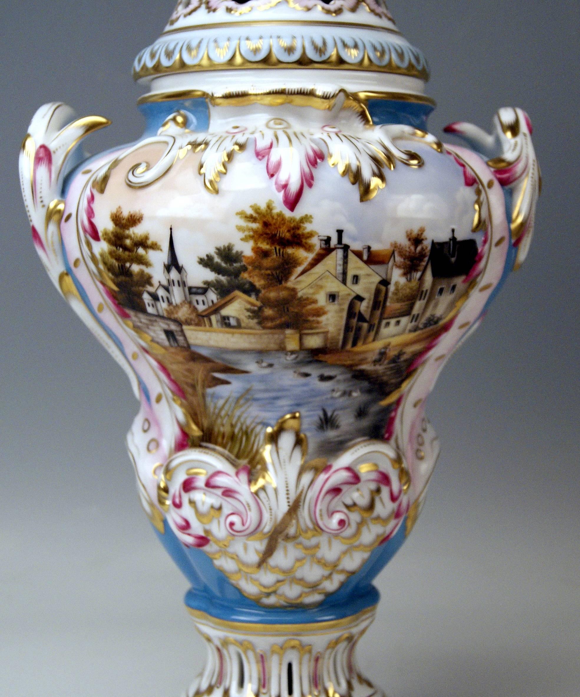 Glazed Herend Lidded Vase Picture Paintings by Istvan Lazar (1993), Height:14.76 inches