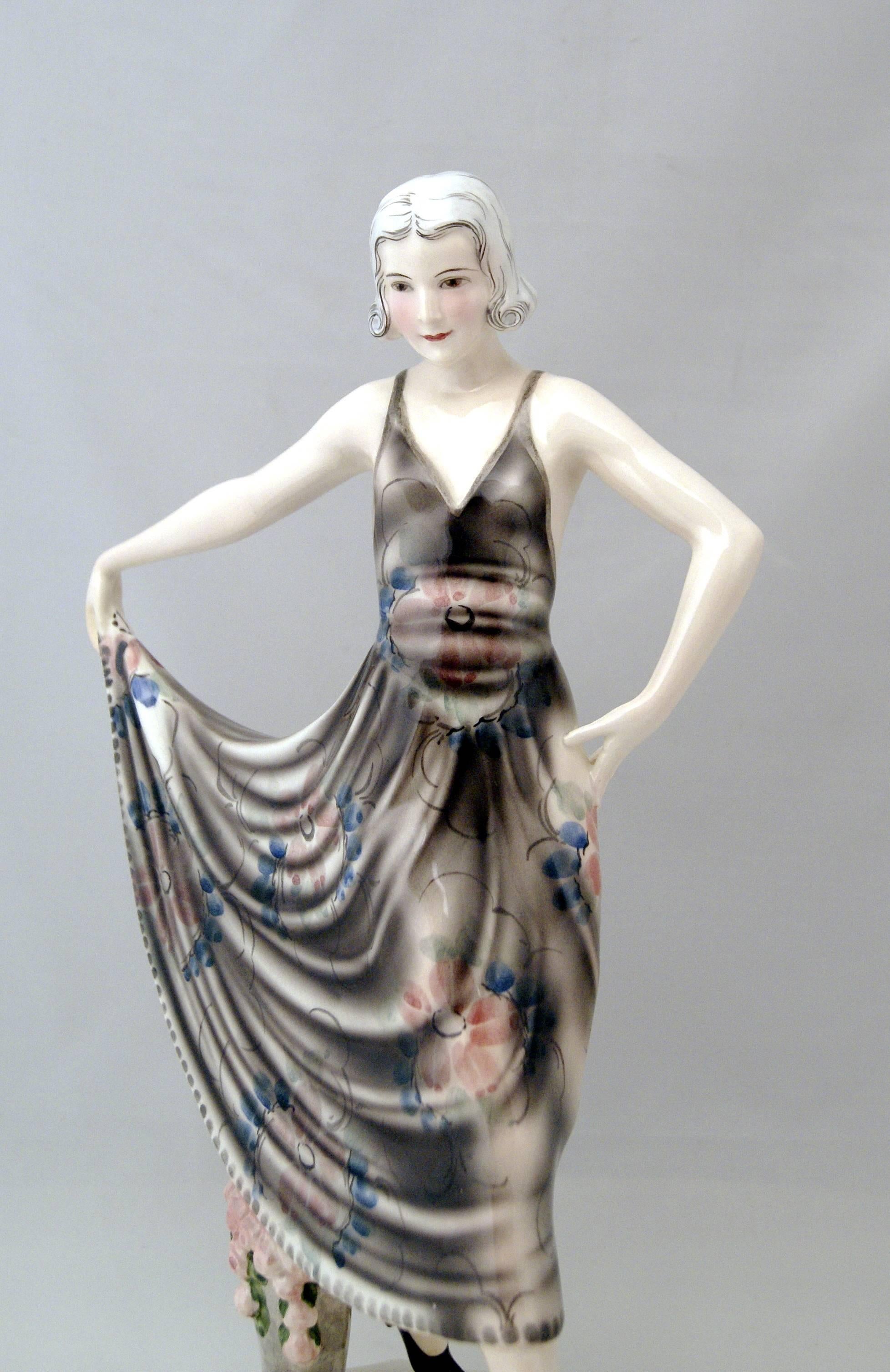 Mid-20th Century Goldscheider Vienna Dakon Lady Dancer Lilian Harvey Nice Dress, circa 1930