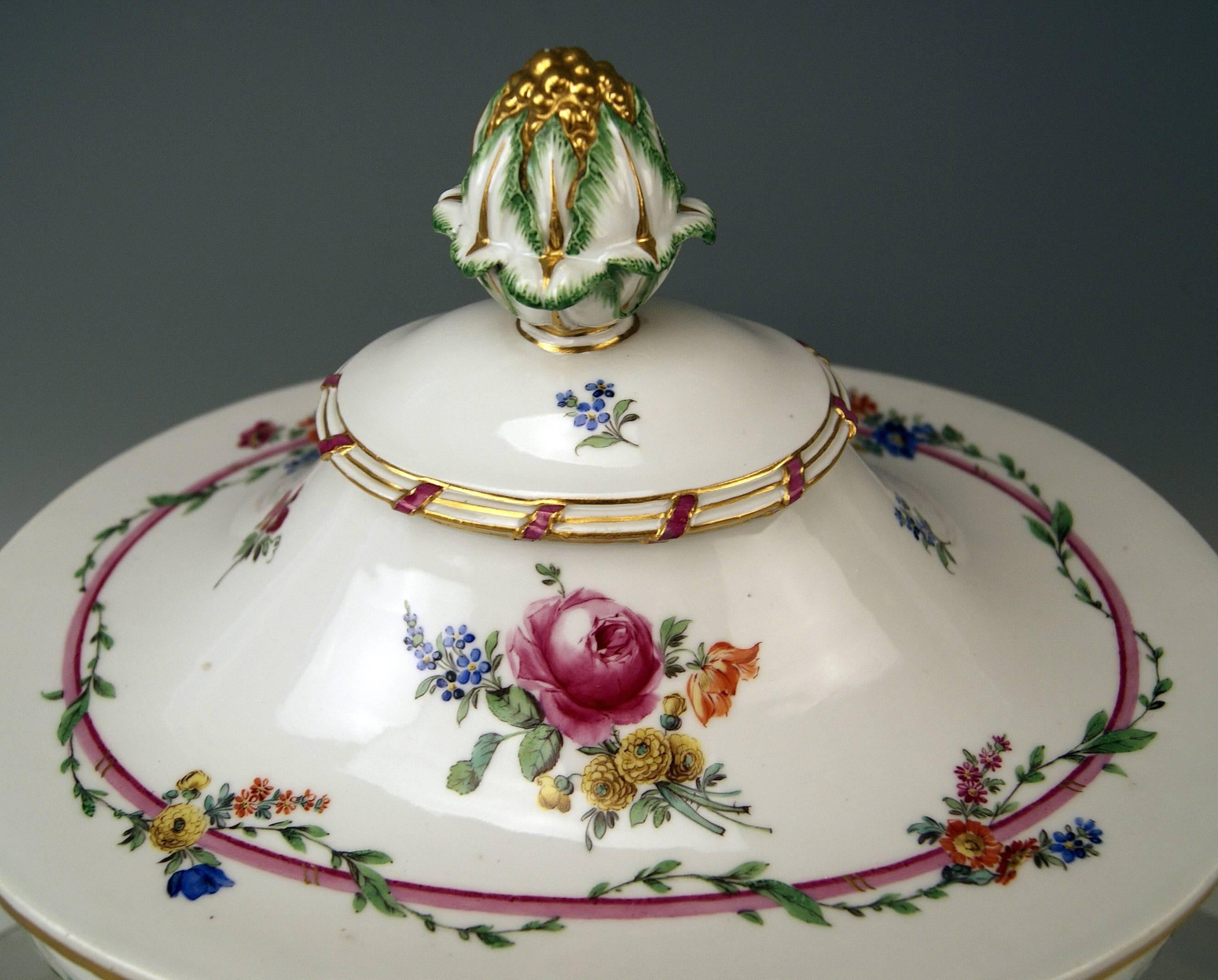 Late 18th Century Meissen Large Lidded Tureen with Huge Platter Presentoir, Marcolini Period