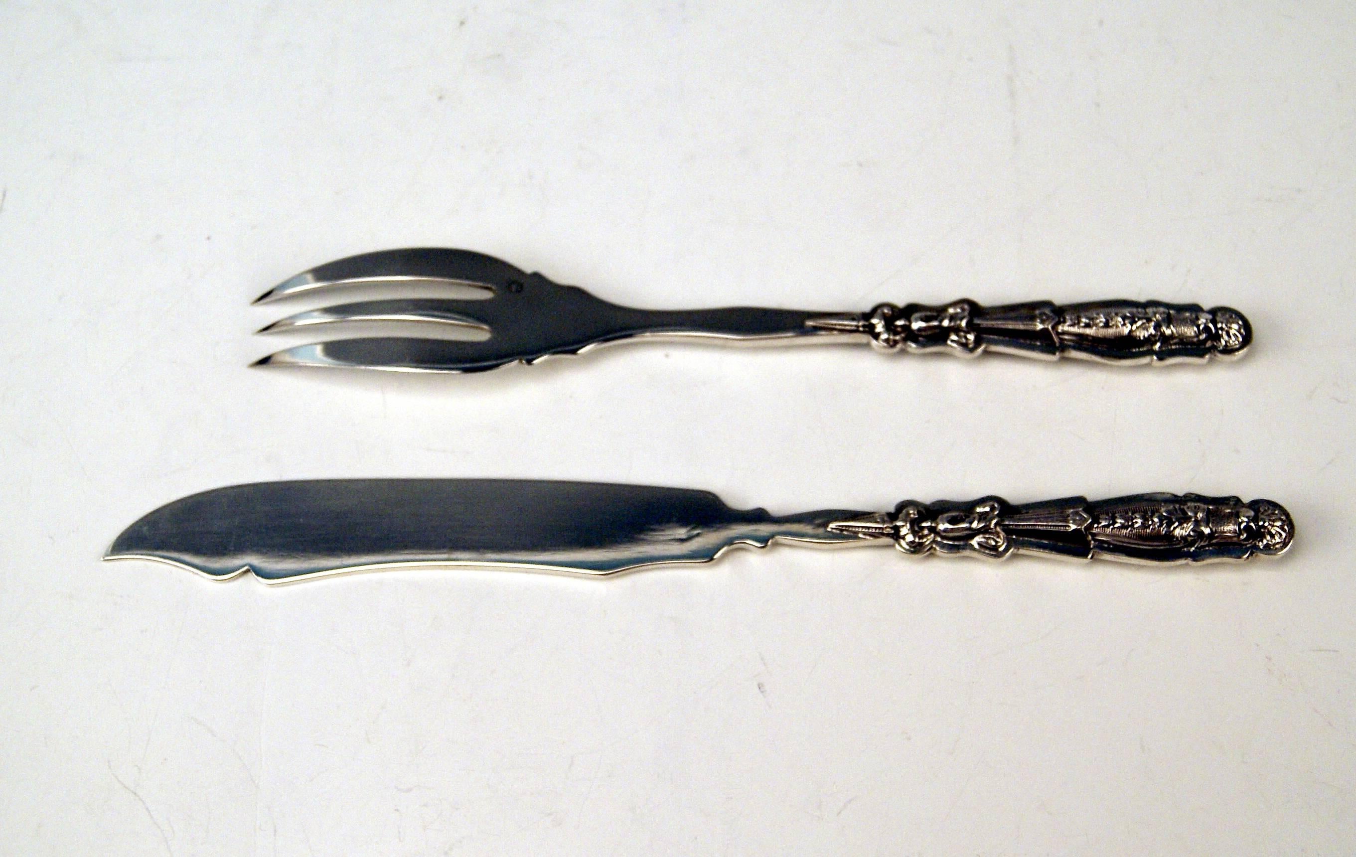 Silver 36Piece Flatware Fish Cutlery, French Manufactory Paris, circa 1900 For Sale at 1stDibs
