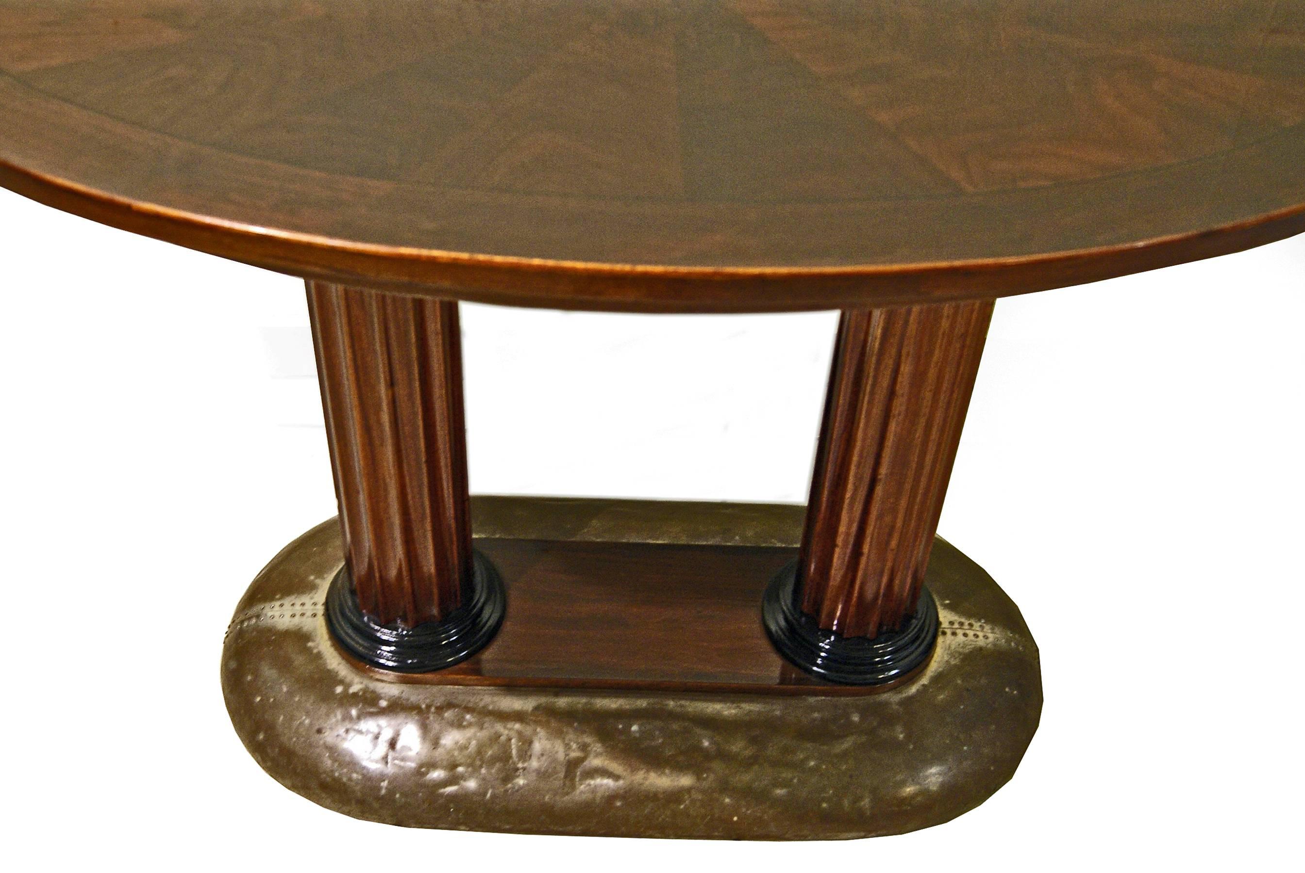 Mesa Art Nouveau Rareza Haya Caoba Maciza y Chapada Viena circa 1905 Manchado en venta