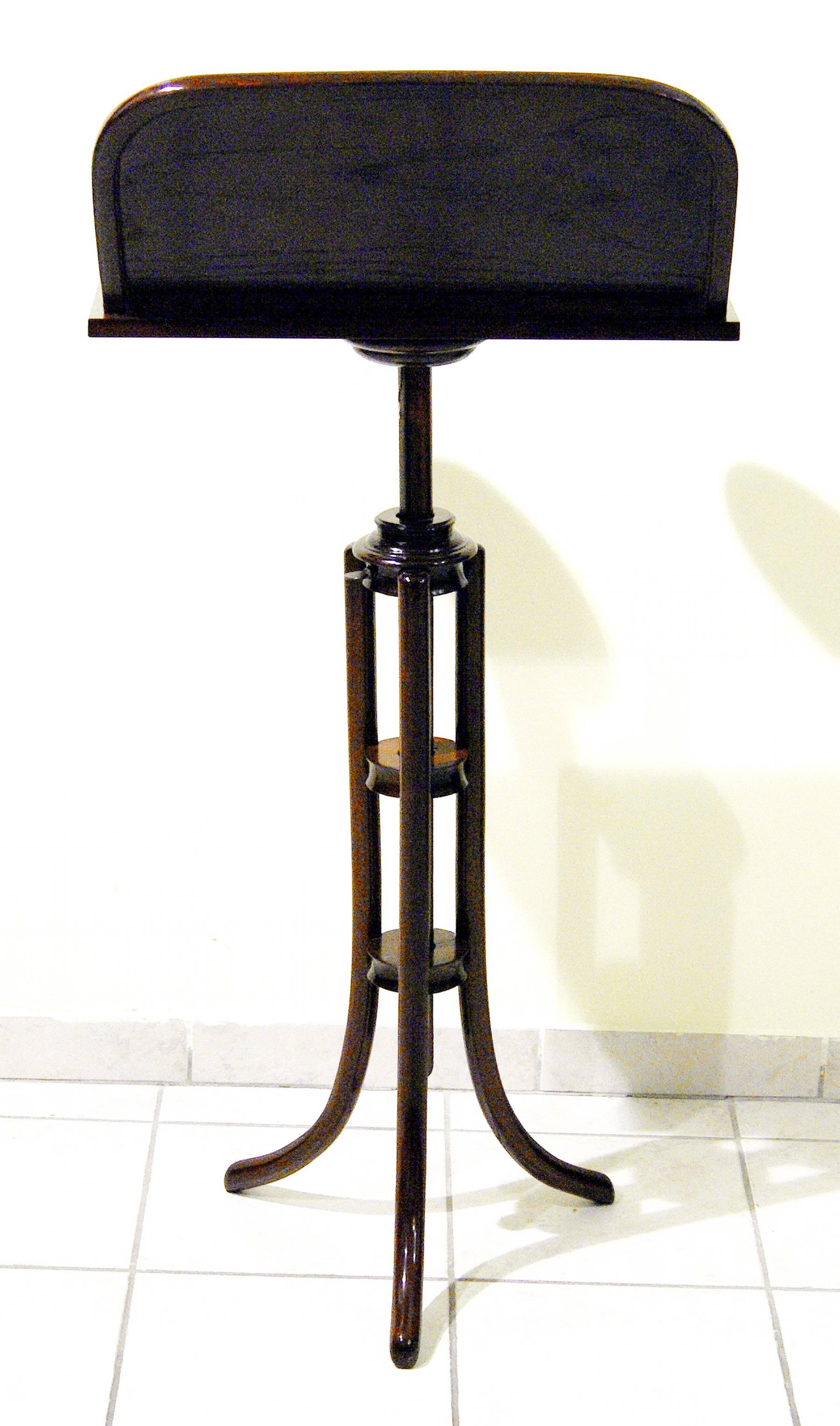 Thonet Music Stand Model 11852 Beechwood Mahogany Stained, circa 1905-1910 In Excellent Condition In Vienna, AT