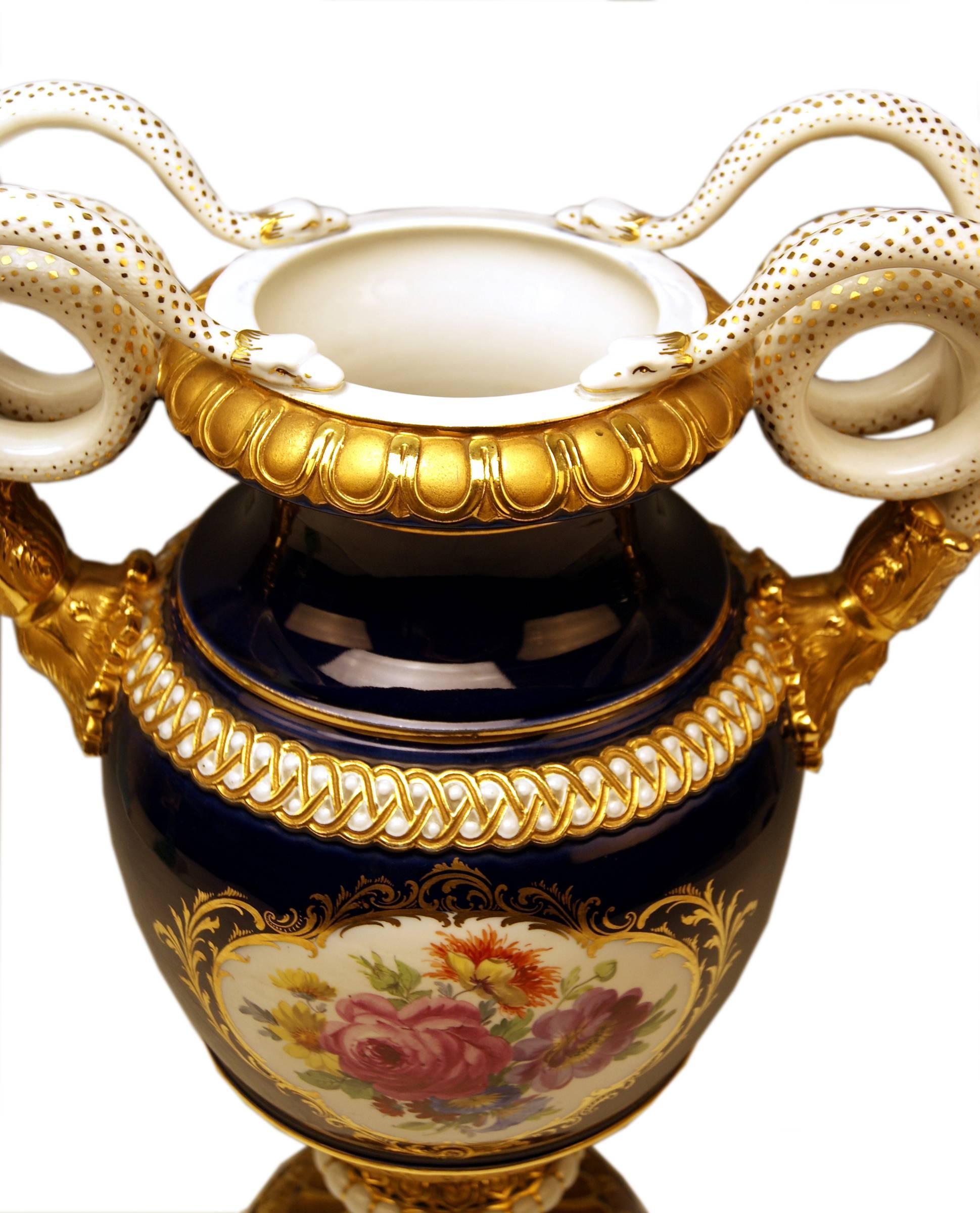Mid-20th Century Meissen Huge Snake Handles Vase Flowers, Model A 148, circa 1935