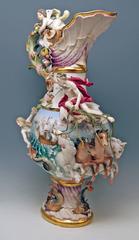 MEISSEN HUGE EWER THE WATER FOUR ELEMENTS BY KAENDLER Höhe 25::78 Zoll um 1860
