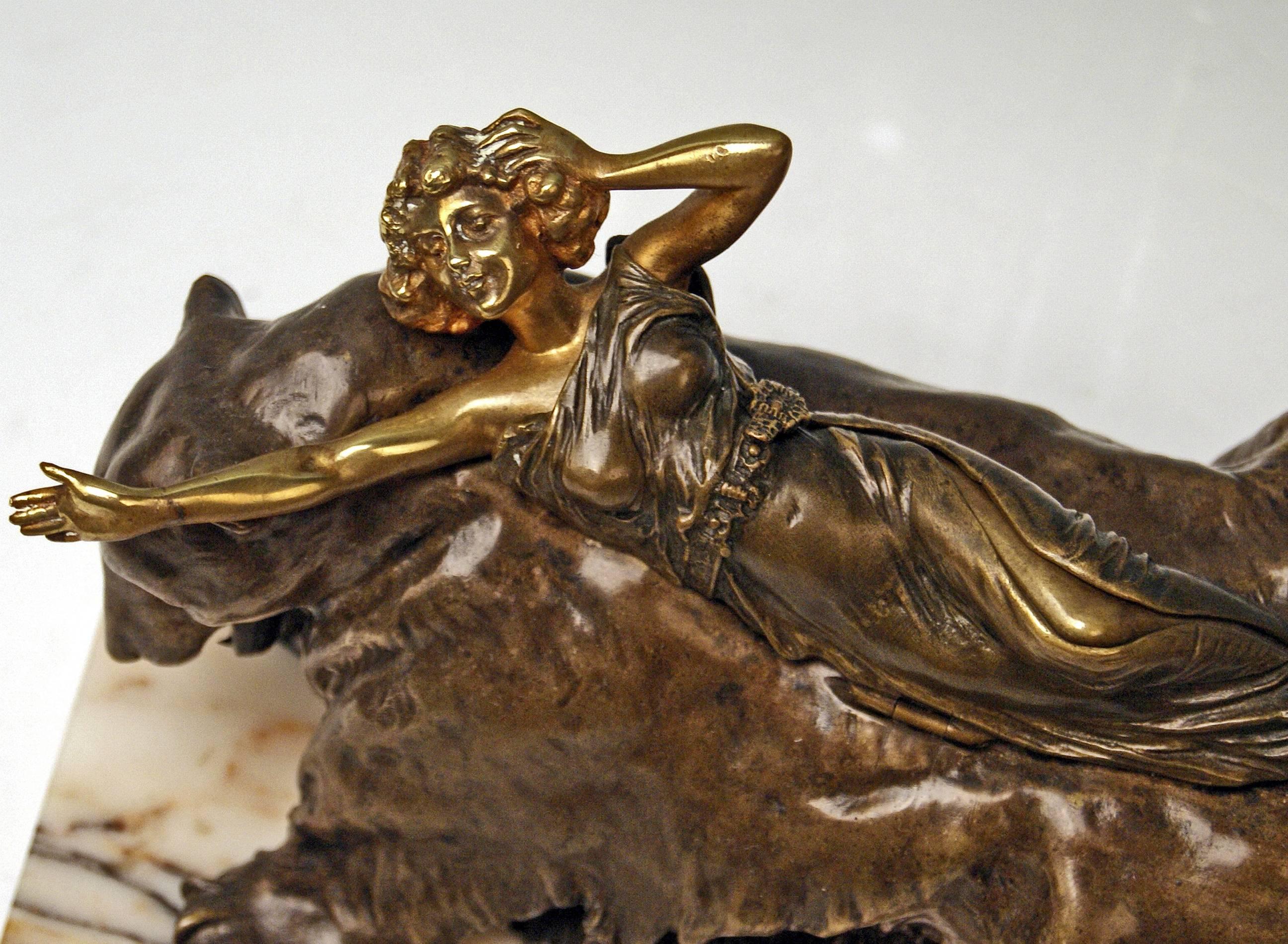 Austrian Vienna Bronze Made by Franz Bergman(N) Lady Nude by Carl Kauba, circa 1900