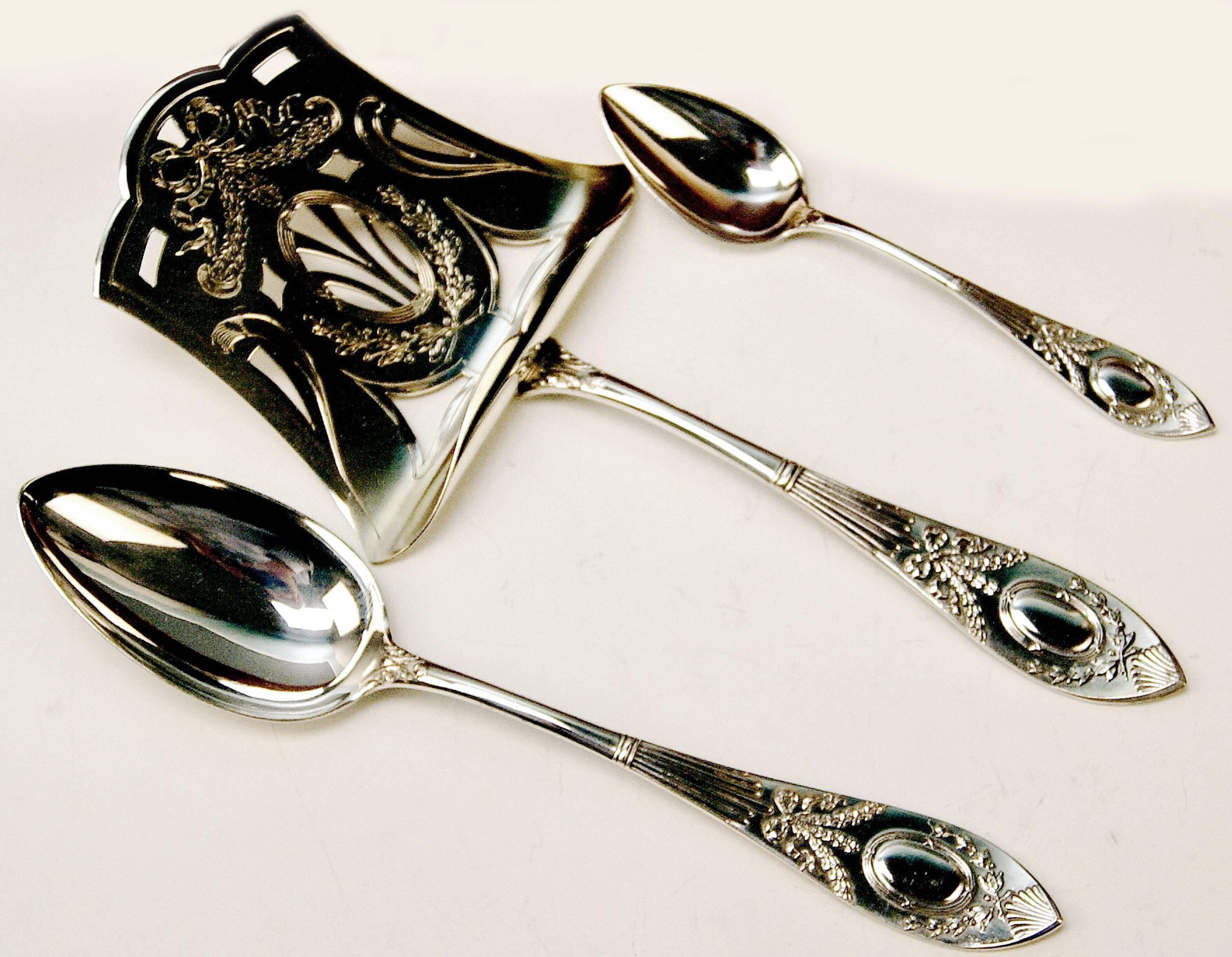 Silver Art Nouveau 116-Piece Flatware Cutlery 12 Pers, Lutz-Weiss Germany c.1900 3