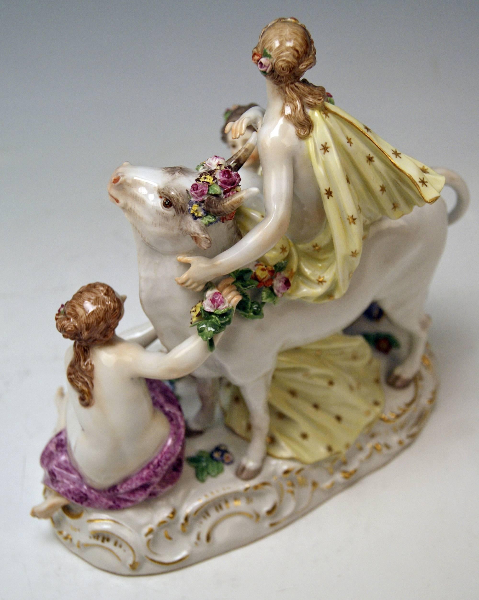 Mid-19th Century Meissen Stunning Figurine Group the Rape of Europe by Kaendler, circa 1860