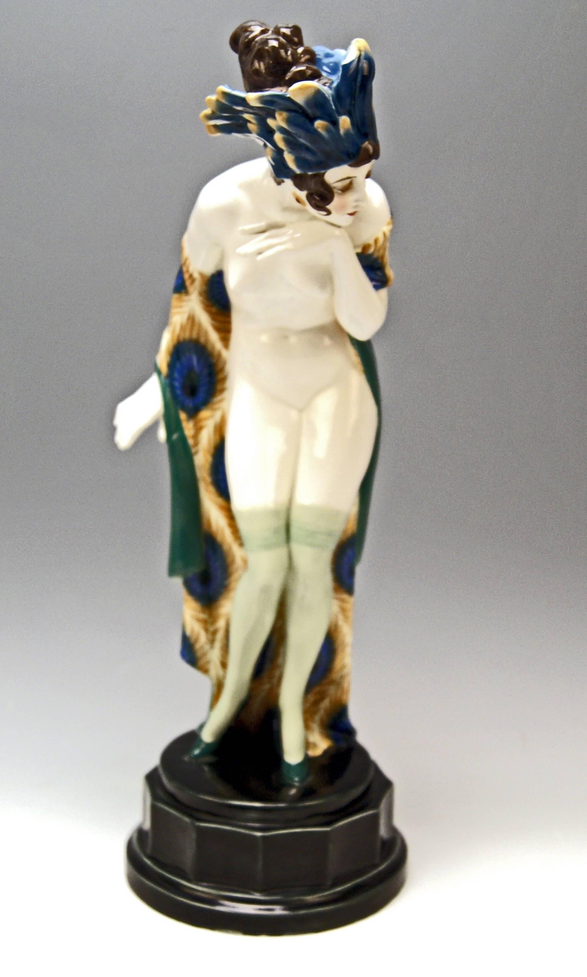 Goldscheider Vienna Lady Nude with Feathered CAP Fascination W. Thomasch 2