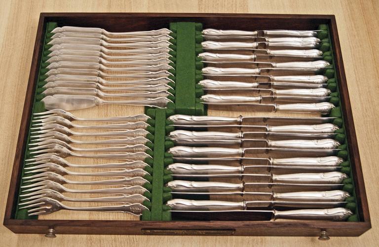 Koch Bergfeld Silver 800 Cutlery Baroque Design 264-Pieces Bremen Germany 1900 For Sale 1