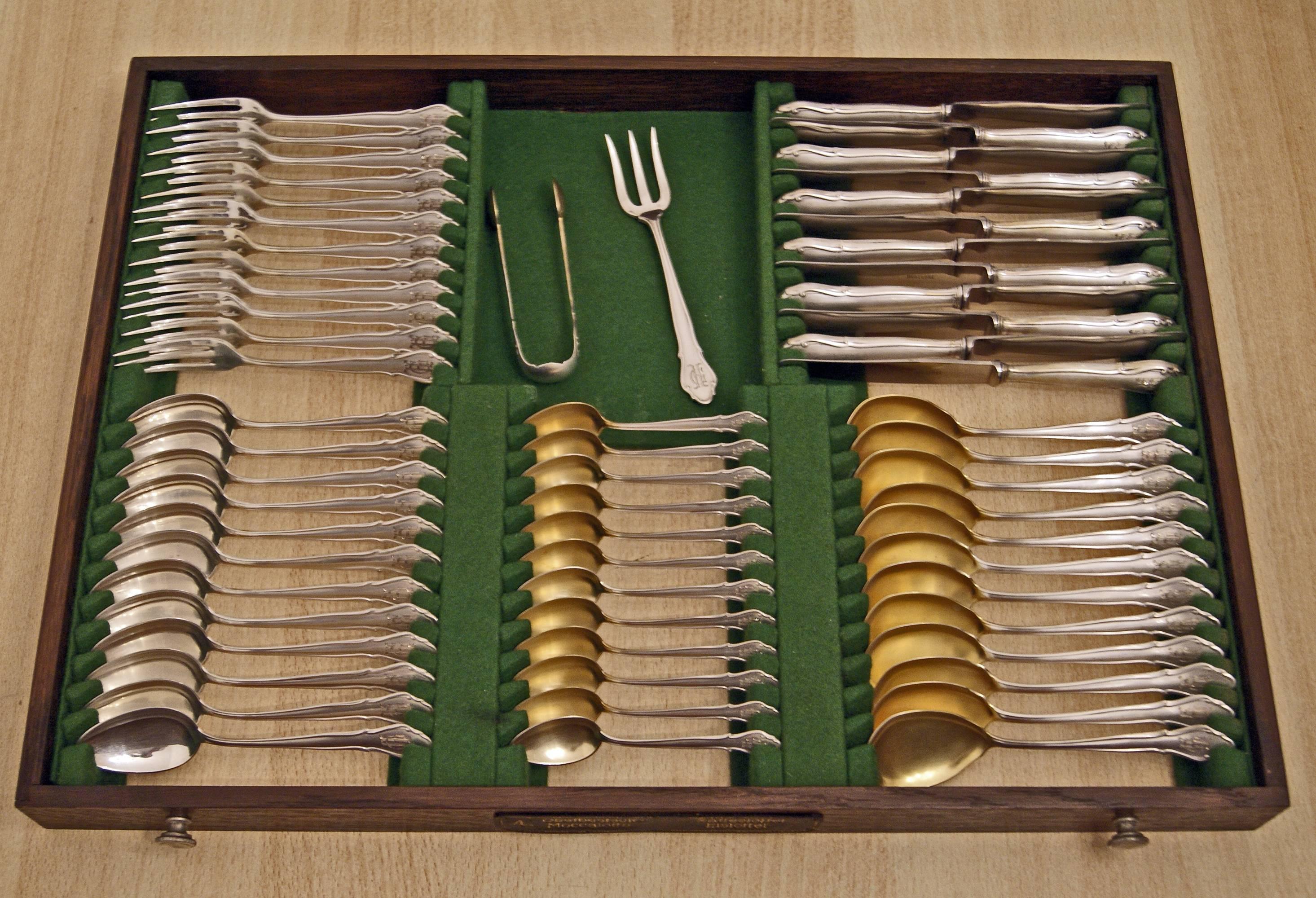 Argent Koch Bergfeld Silver 800 Cutlery Baroque Design 264-Pieces Bremen Germany 1900 en vente