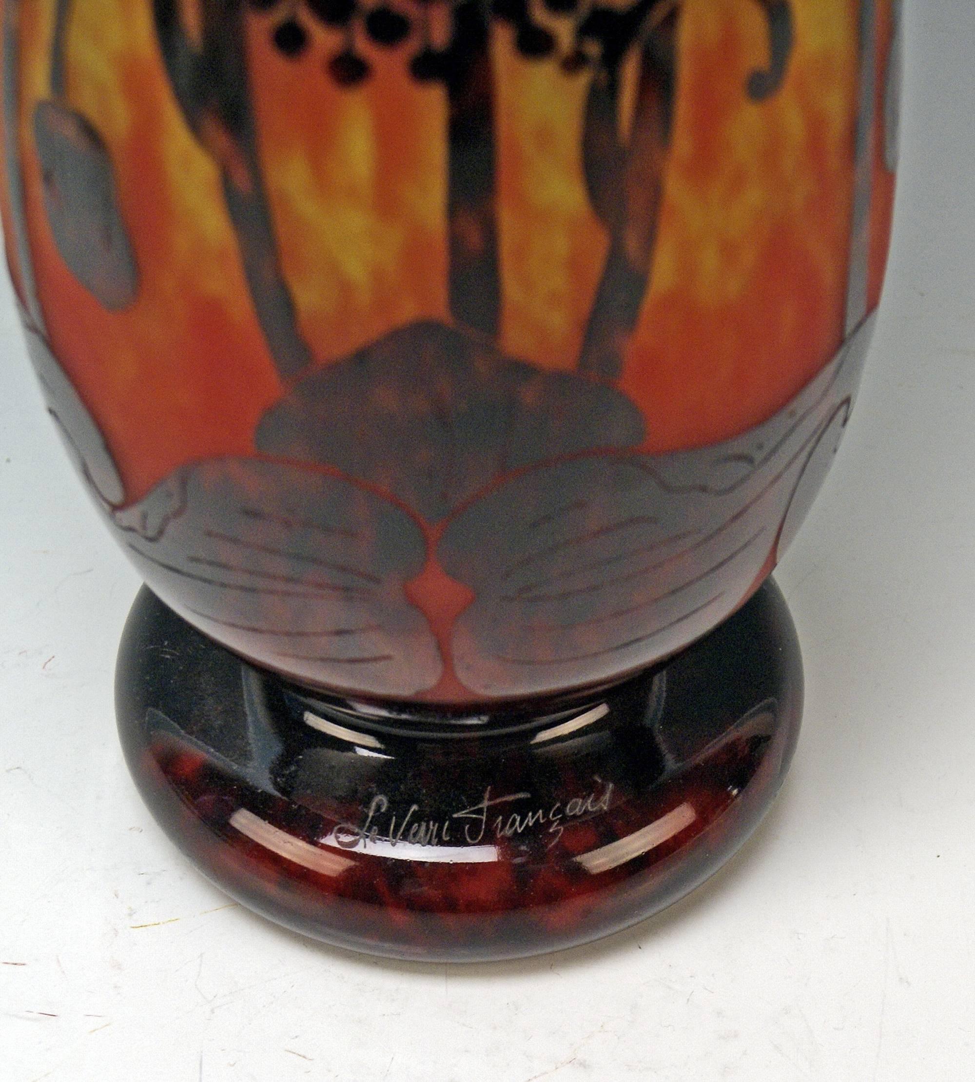 Early 20th Century  Verreries Schneider Vase Bellflowers Coupe Campanules France Art Deco c.1925
