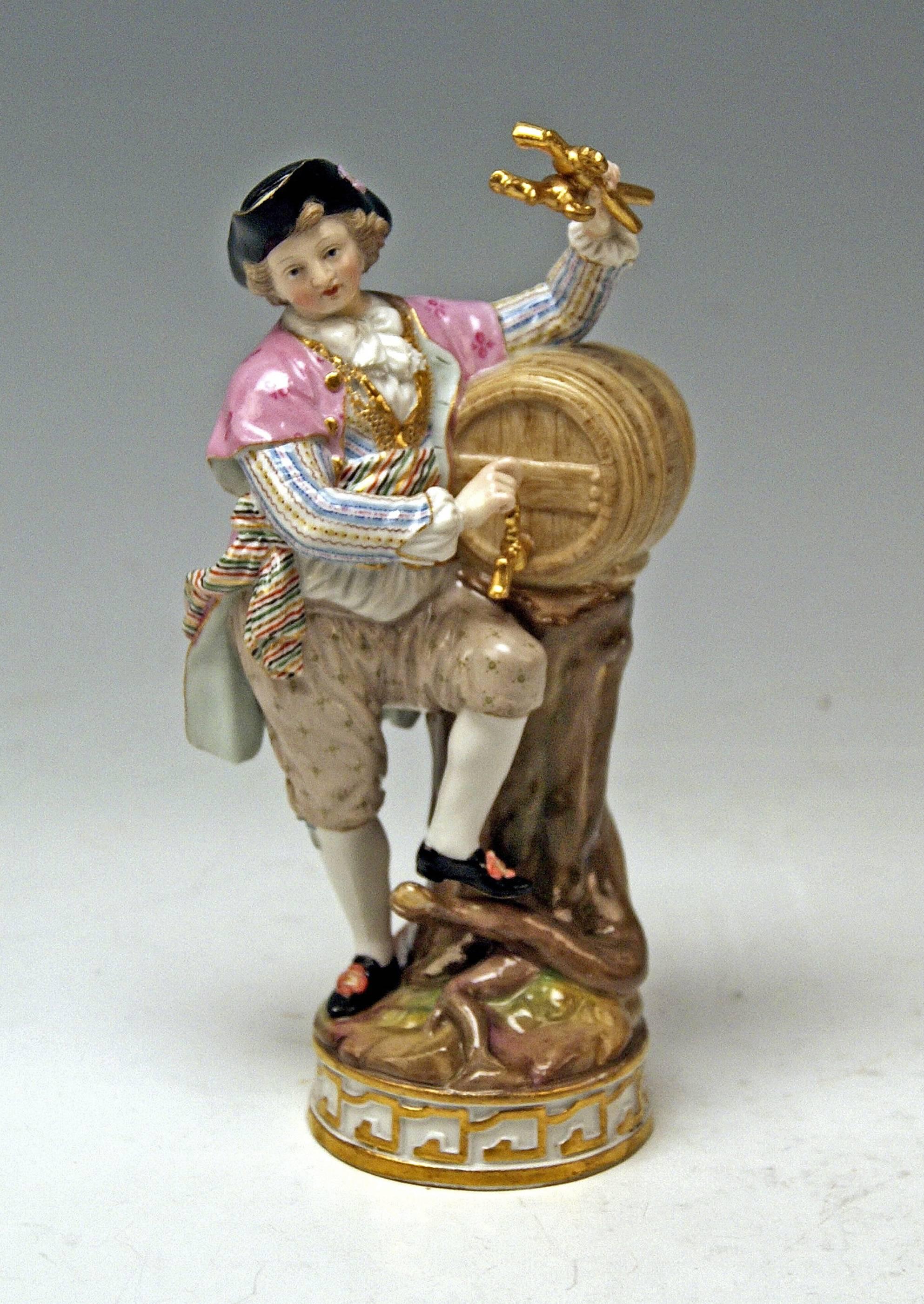 Meissen Acier Pair of Wine-Growers Male Female Model F 80 made circa 1870 In Excellent Condition In Vienna, AT
