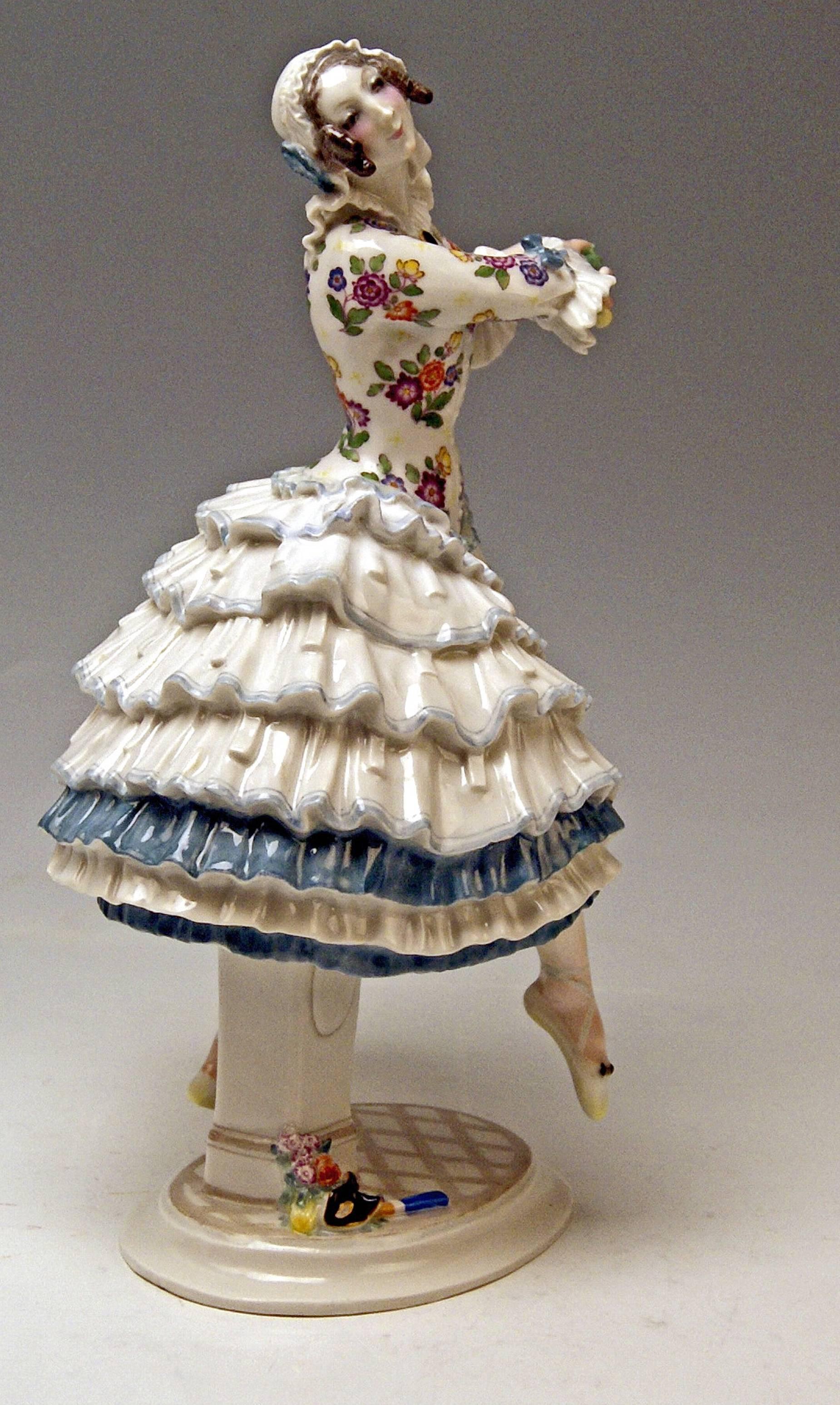 Painted Meissen Chiarina Model D 286 Russian Ballet by Paul Scheurich, circa 1920-1924