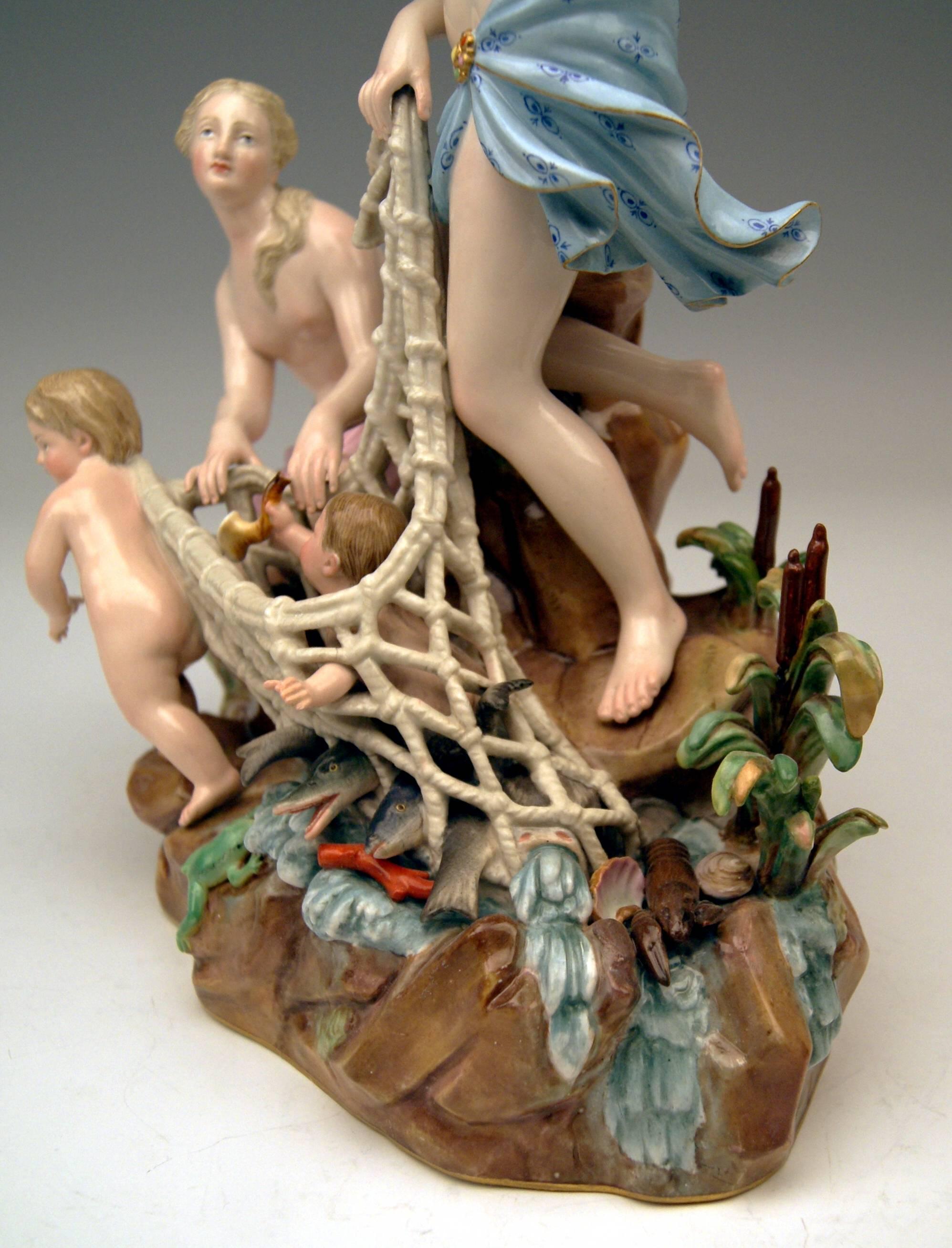 Porcelain Meissen Figurines by Kändler Punct Schönheit Catch of Triton Cherubs Women 1860