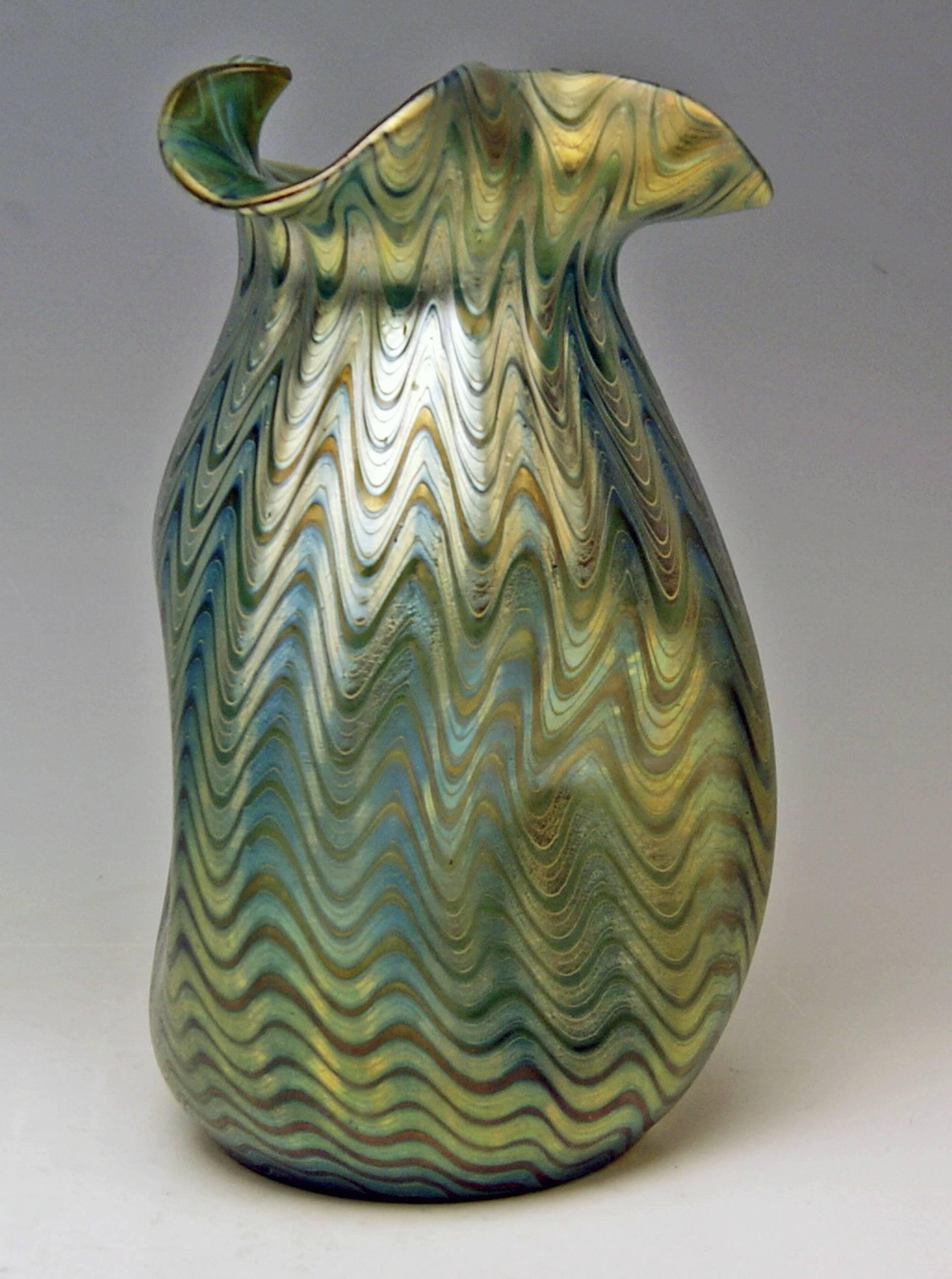 Austrian Vase Loetz Widow Klostermuehle Bohemia Art Nouveau Decor Crete PG 6893 made 1900