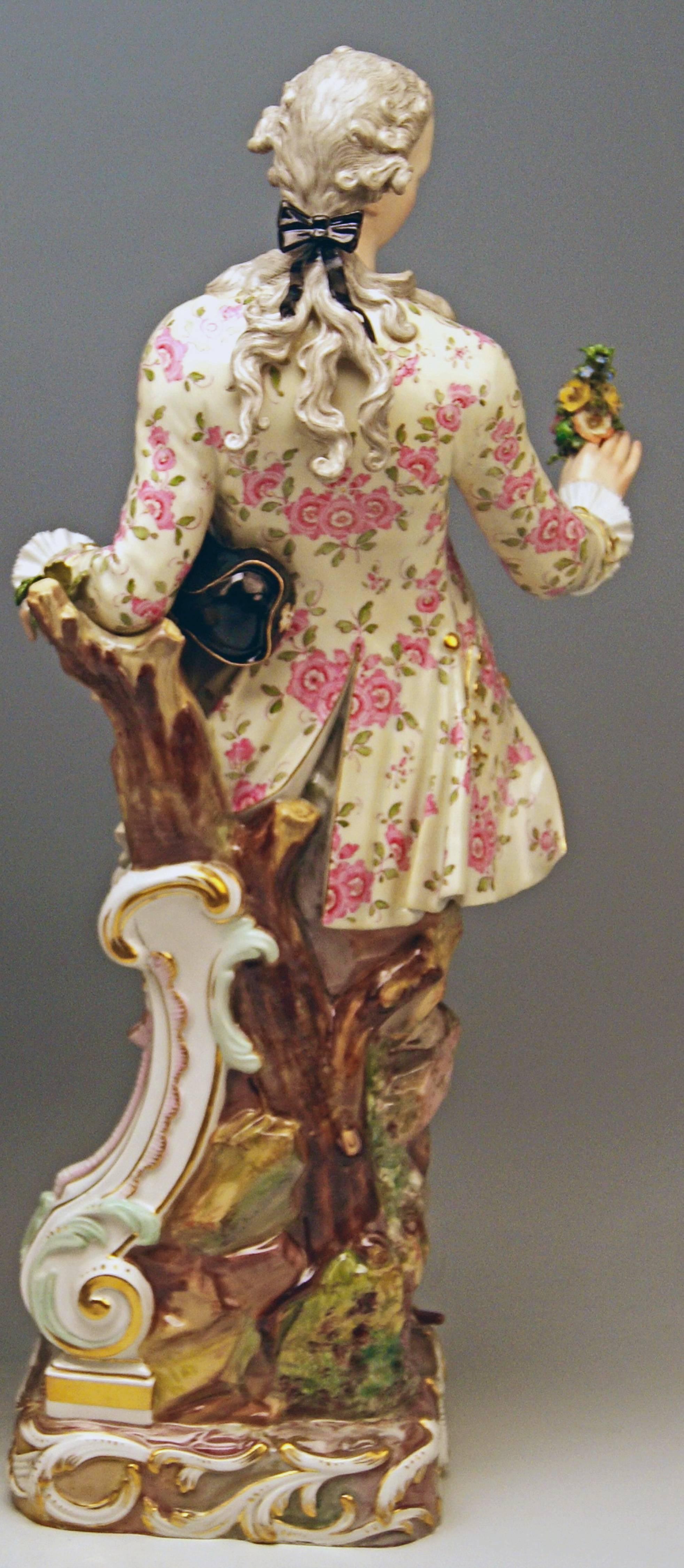 Meissen Two Gardeners Male Female Models 2868 B 65 Kaendler 20 inches made 1870 In Excellent Condition In Vienna, AT