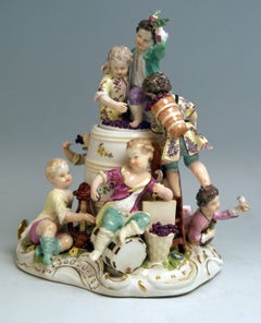 Meissen Gardener Children Wine-Growers Model 2120 Kaendler Rococo made c. 1760