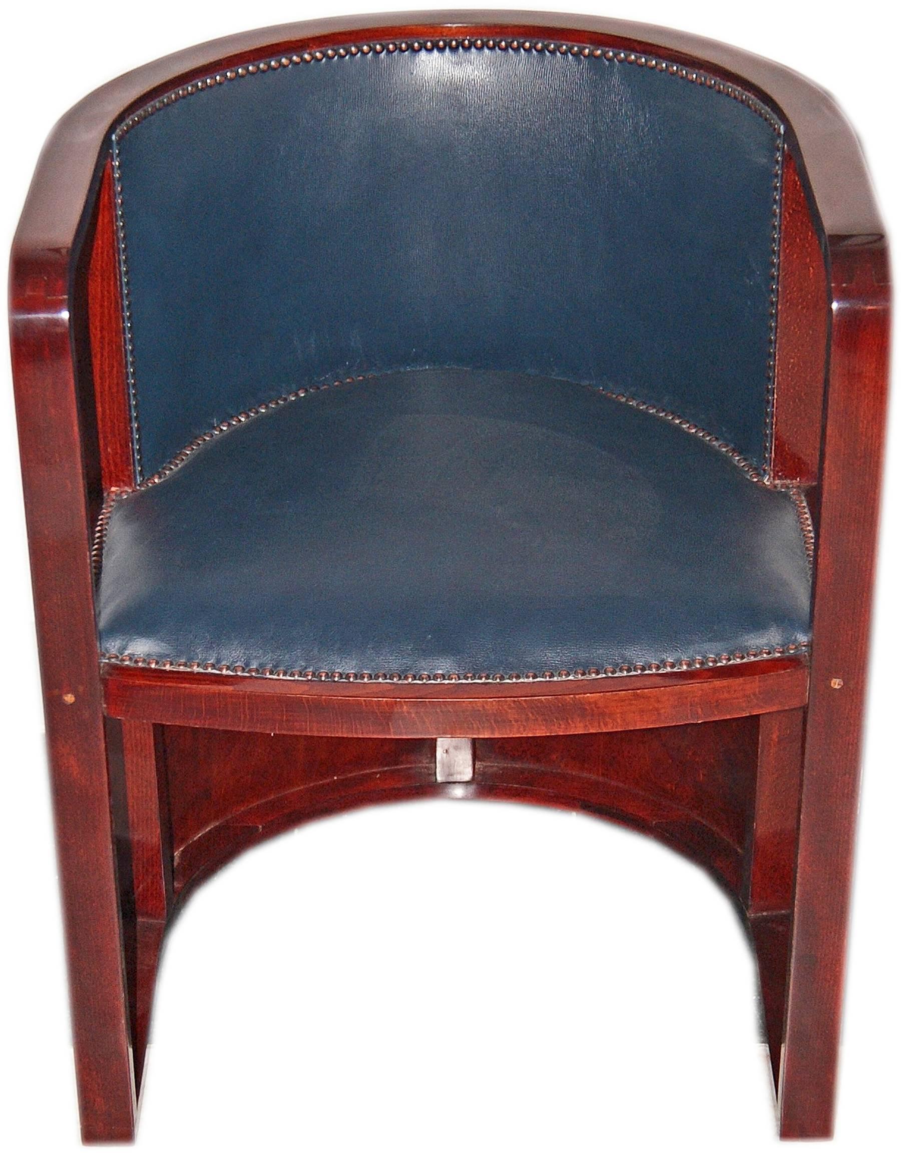 Jacob & Josef Kohn armchair (model 421)
Design: Josef Hoffmann 
Made in Vienna / Austria, Art Nouveau Period.
beechwood massive 
mahogany stained 
seat and backrest are covered with green leather 
made, circa 1910-1920

This model was