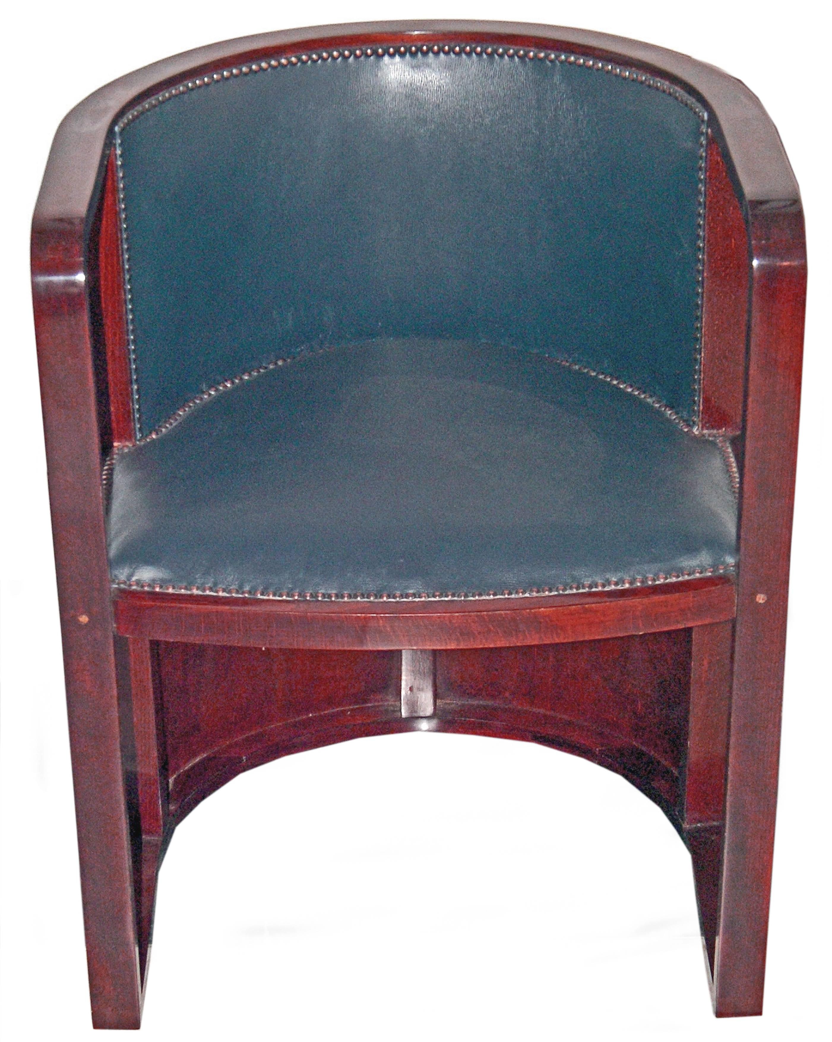 Early 20th Century Josef Hoffmann Armchair Kohn 421 Vienna Mahogany Stained Green Leather Made 1910