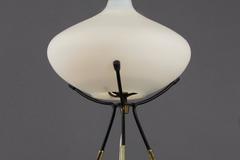 Charming Italian Tripod Table Lamp Attributed Gio Ponti